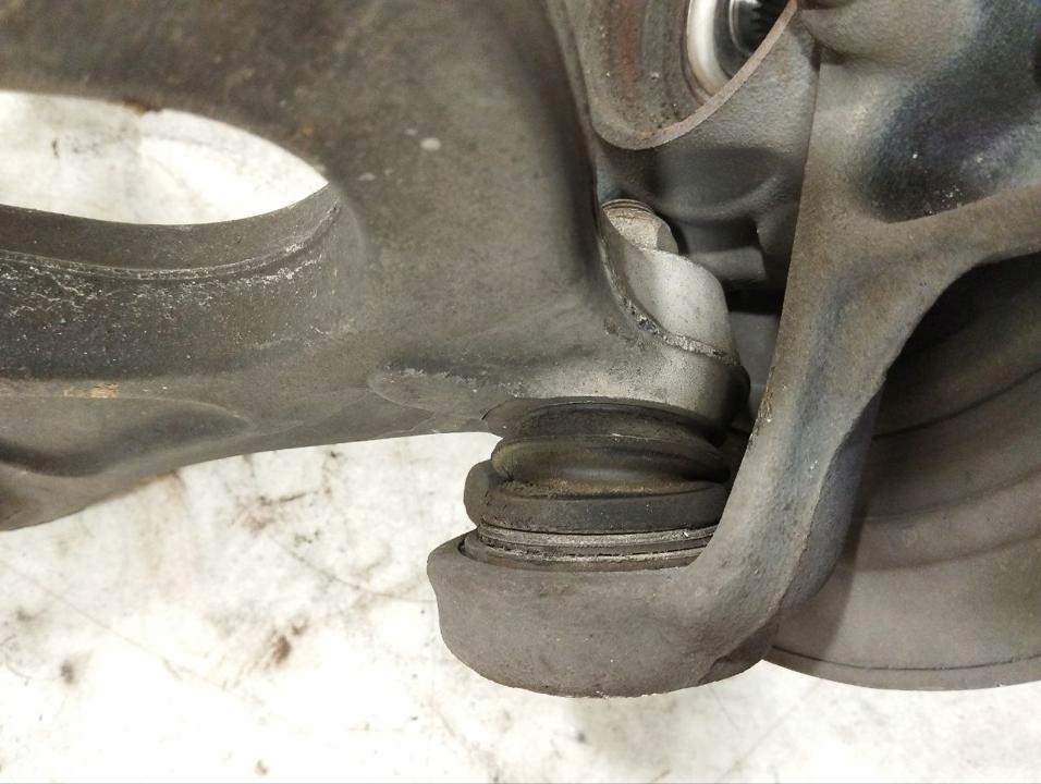 стойки амортизатора пружины заднего Dodge DURANGO 2017 левый 04877112AC