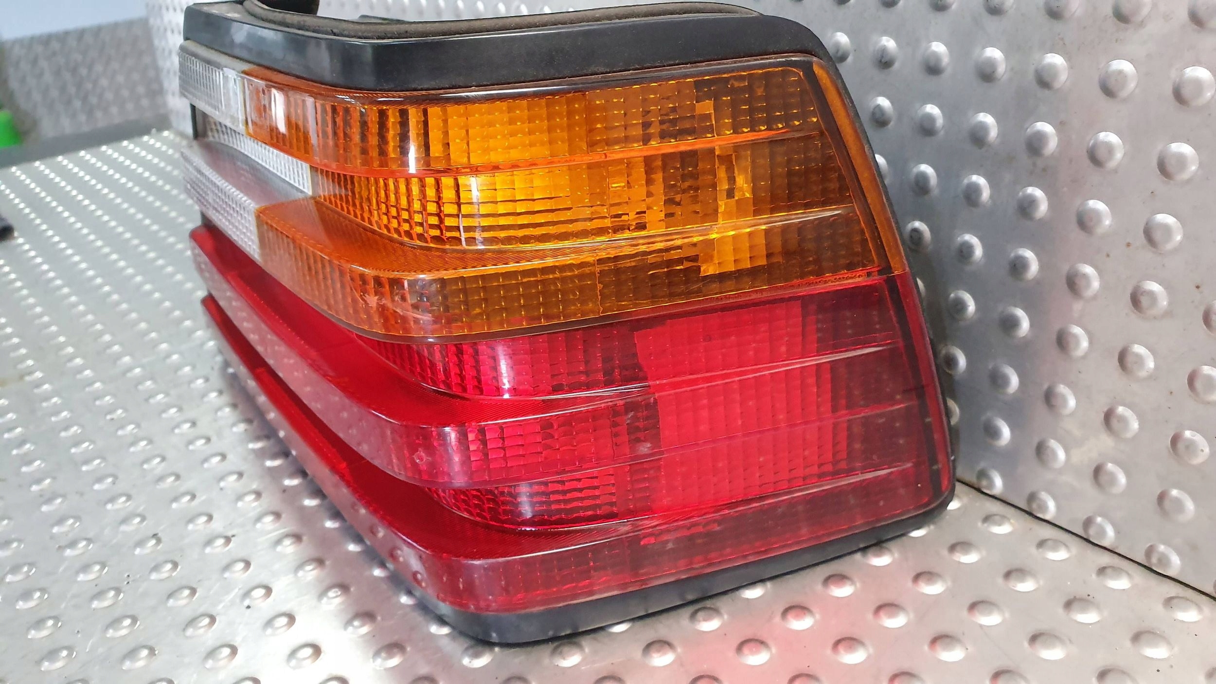 light rear part right MERCEDES W124 1248200264 93