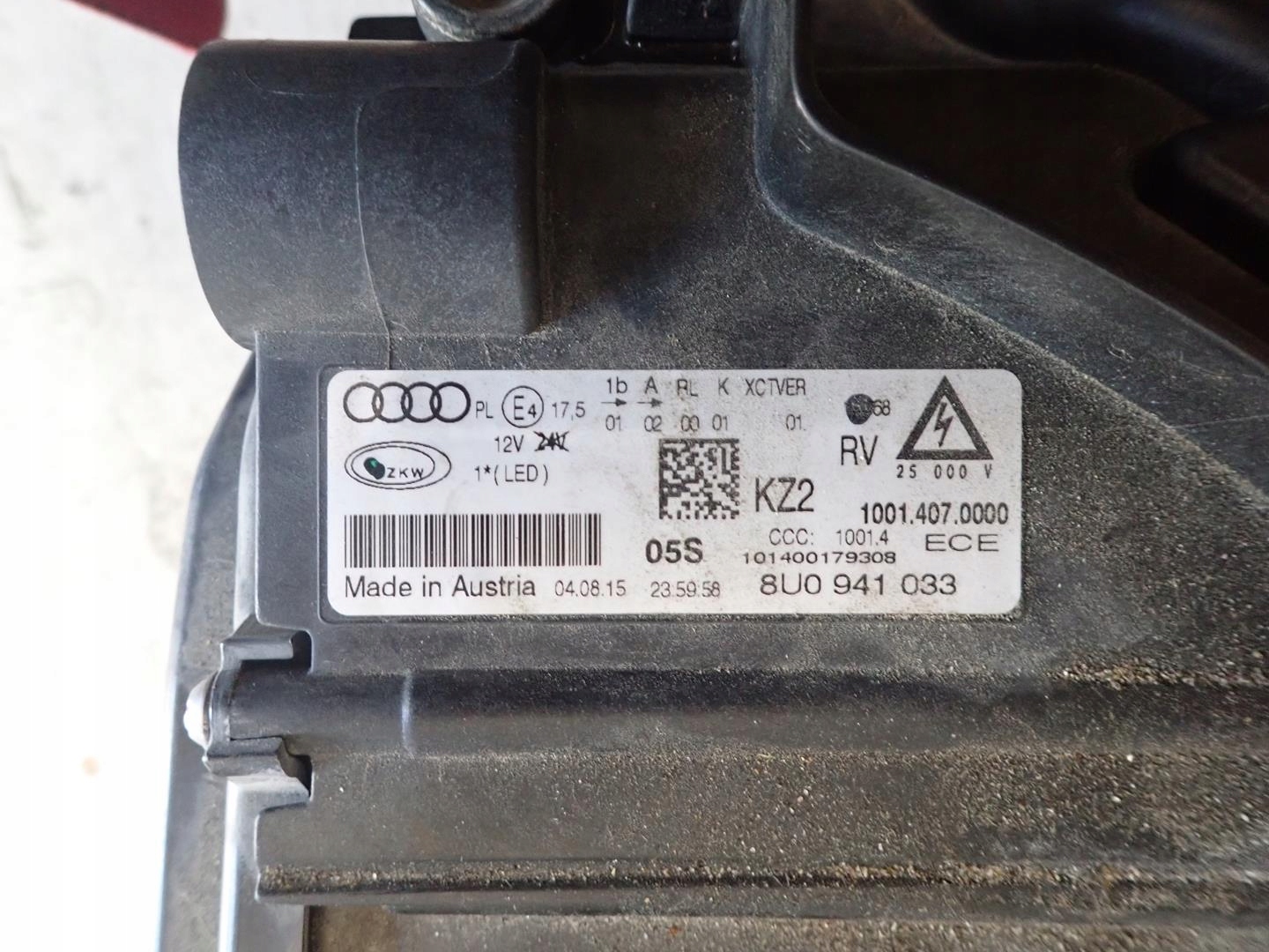 light front front left AUDI Q3 LIFT 2016- FULL LED 8U0941033