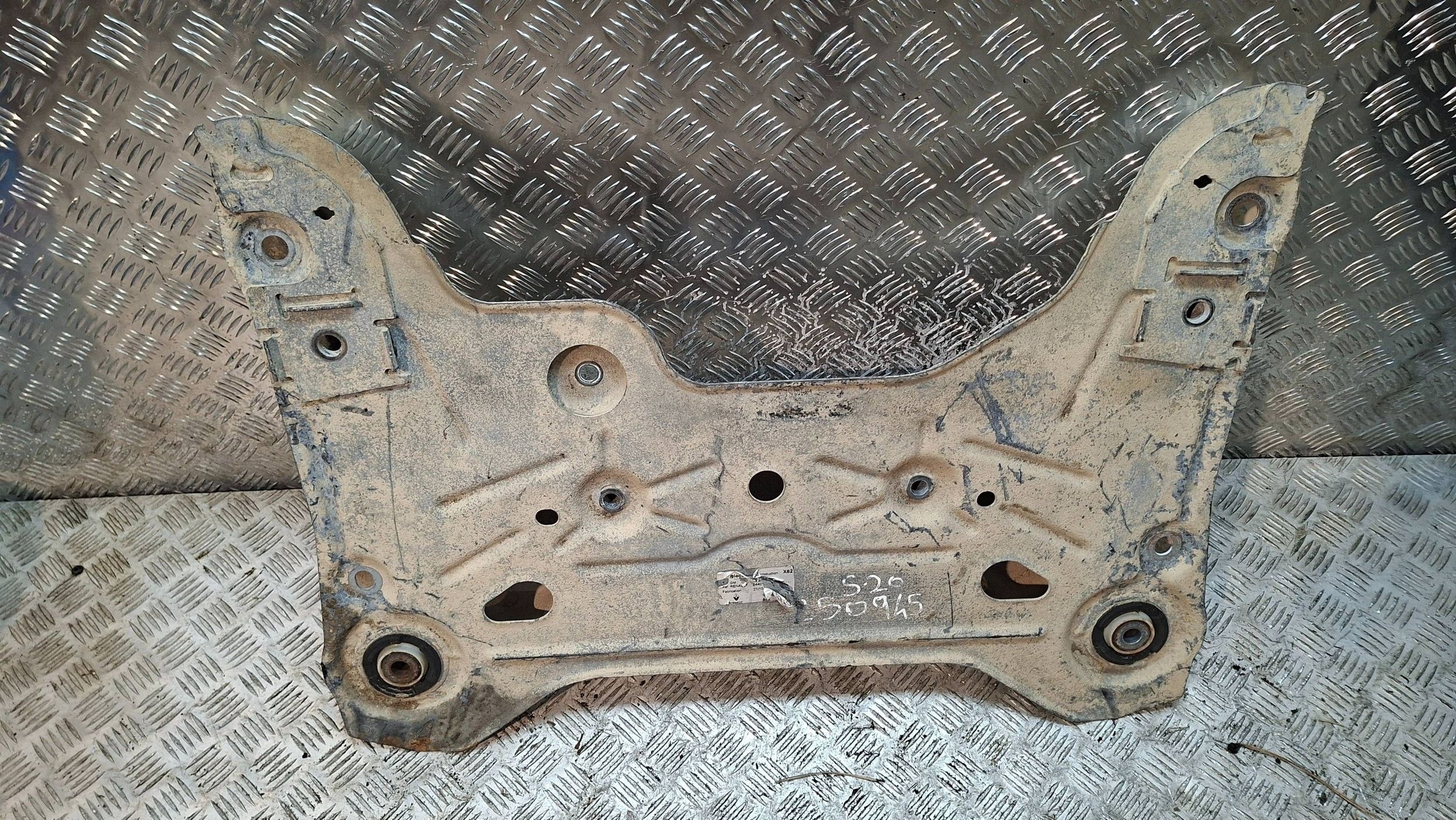 axle beam front RENAULT TRAFIC III VIVARO B TALENTO 2014