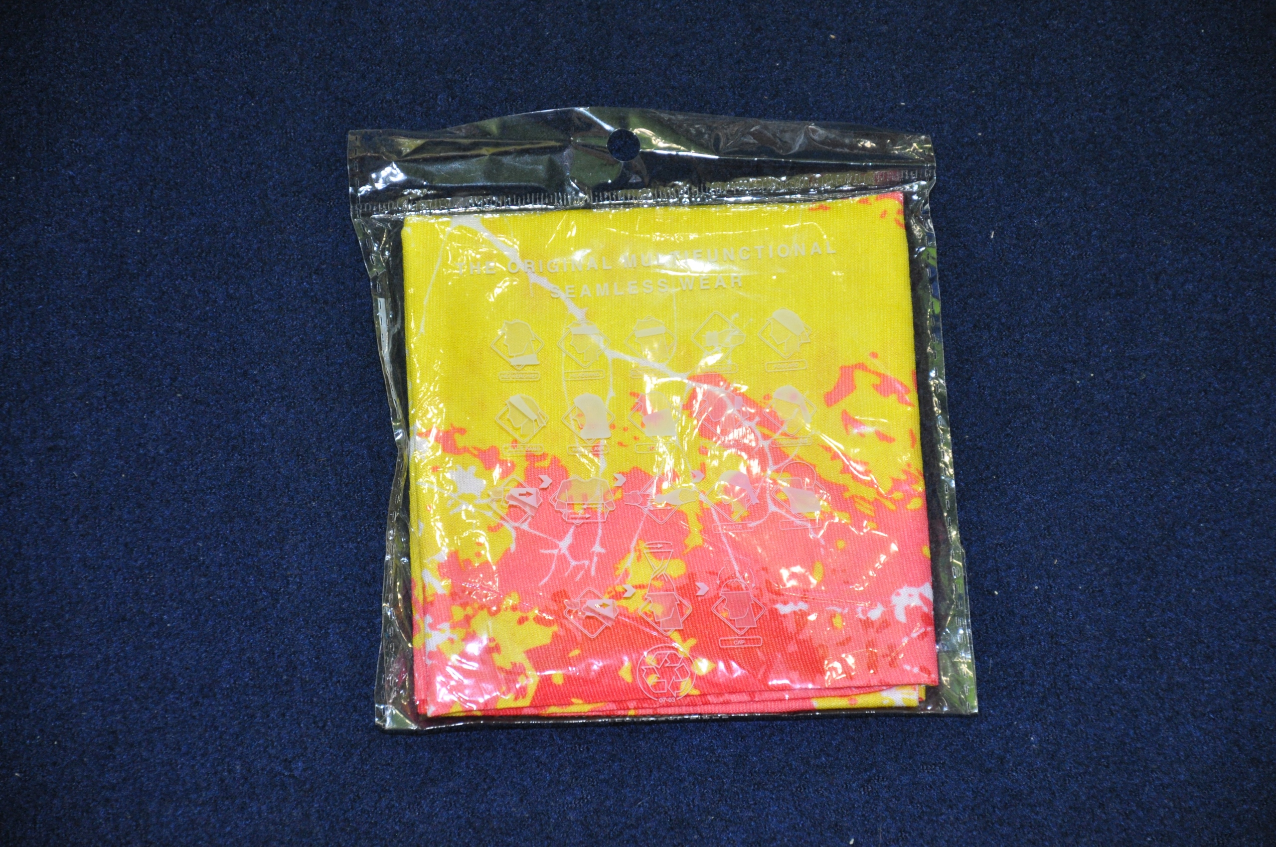 CHUSTA/TUNEL BANDANA Z MIKROFIBRY NA ROWER/MOTOR Marka inna