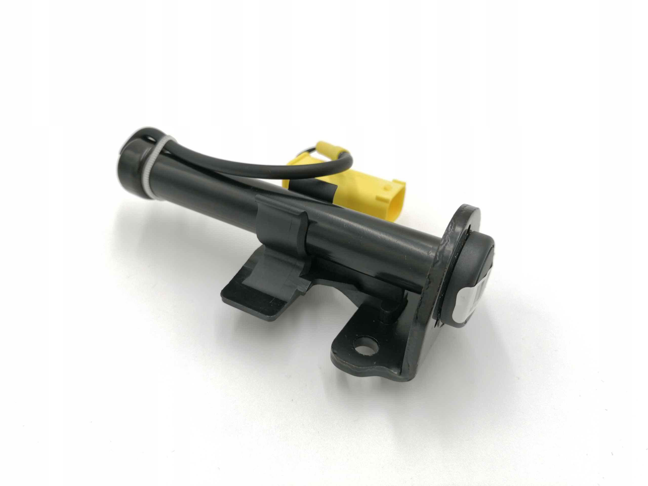 NOWY NABÓJ MASKI BMW G30 G31 NIEREGENEROWANY LEWY Numer katalogowy części 7435797