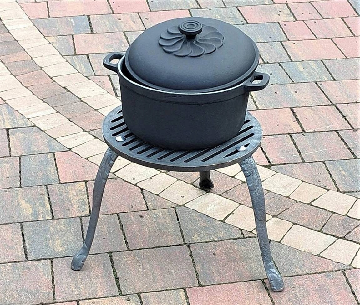 KOCIOŁEK ŻELIWNY 8L TRÓJNÓG Z RUSZTEM 33 GRILL PL Rodzaj stojący