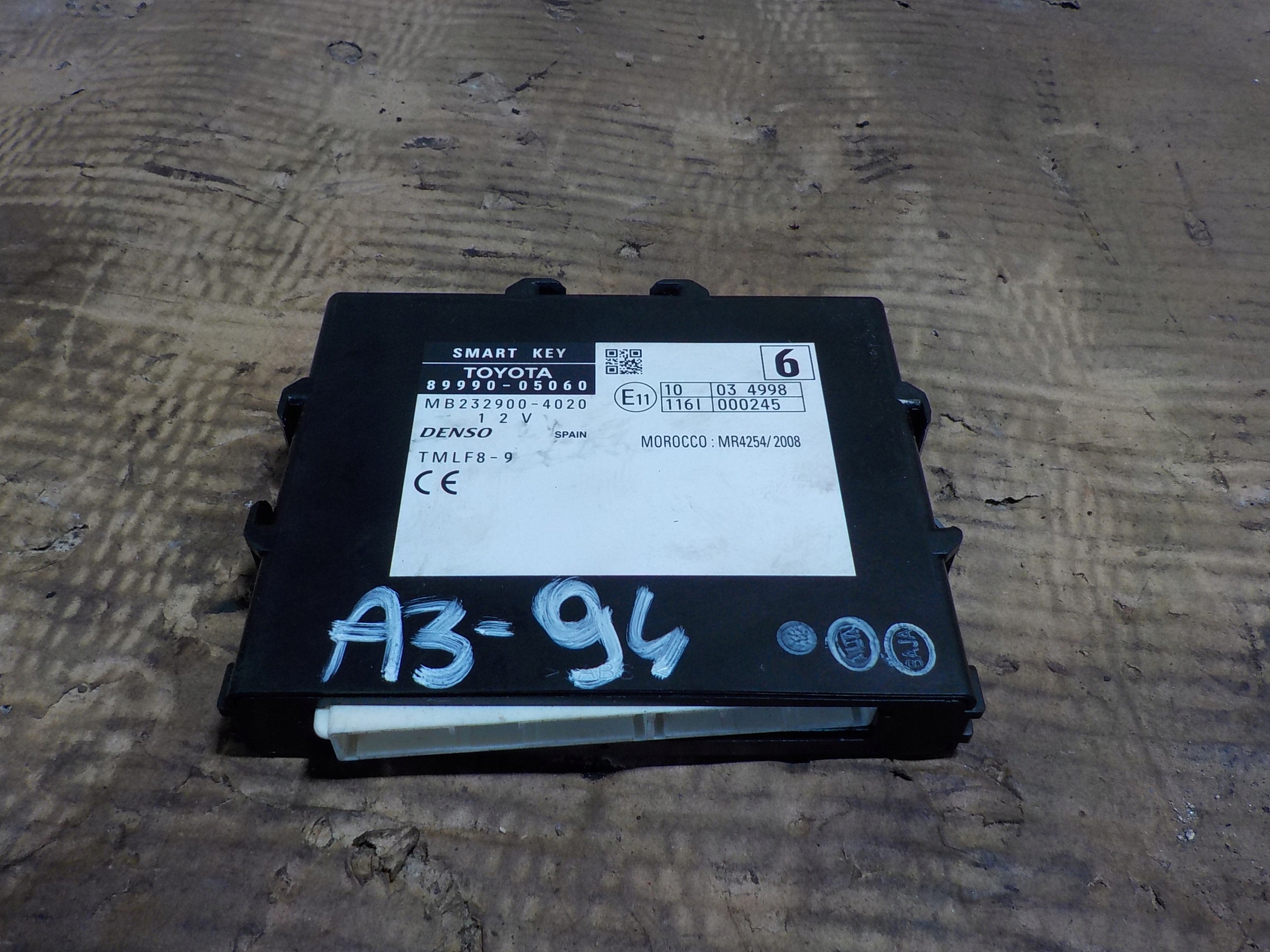 Предохранители тойота авенсис 3 09-'18 Toyota Avensis (T270) Fuse Diagram