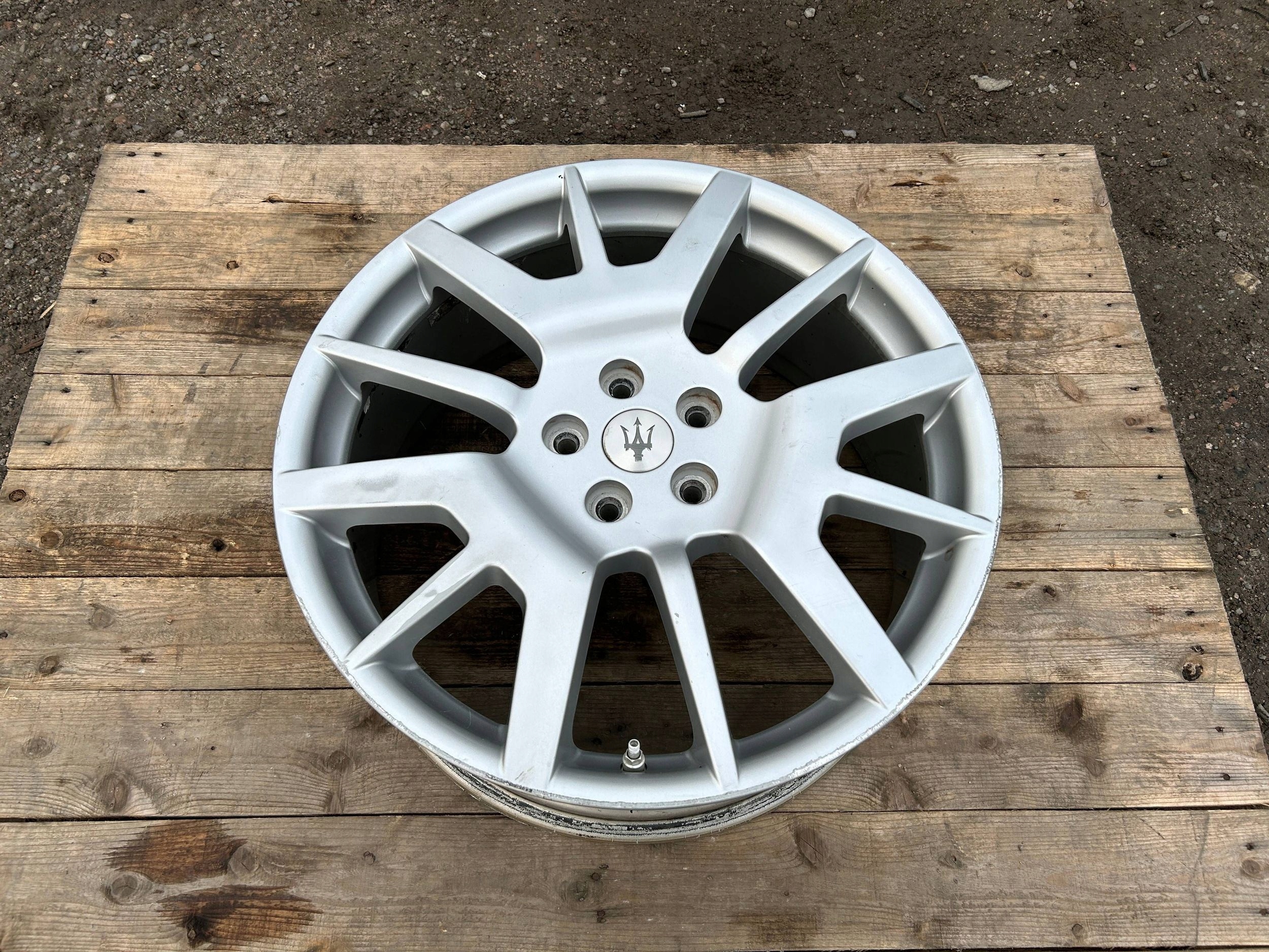 wheel disc discs disc 20" 20x8.5j et52 Maserati GranTurismo 2008