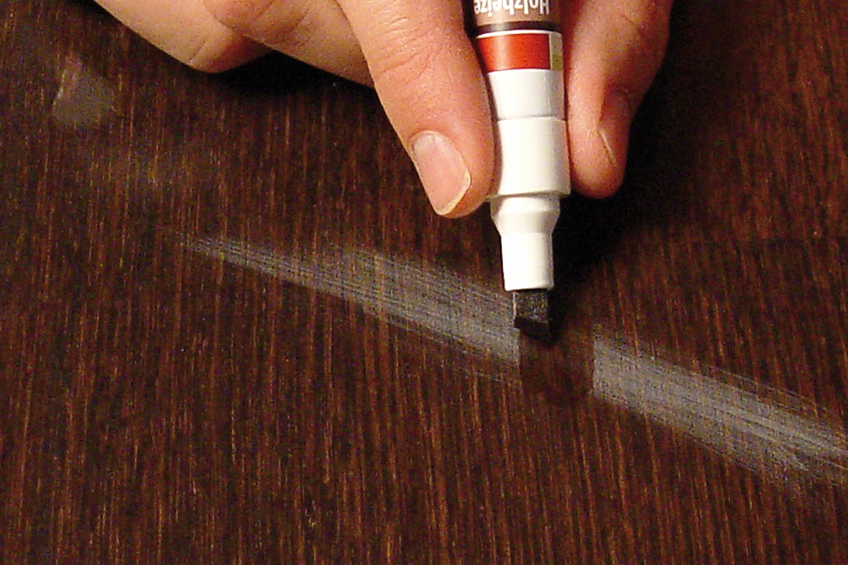 Korektor KOLORFIX MACORE pisak marker retuszerski do zarysowań przetarć rys Marka Picobello