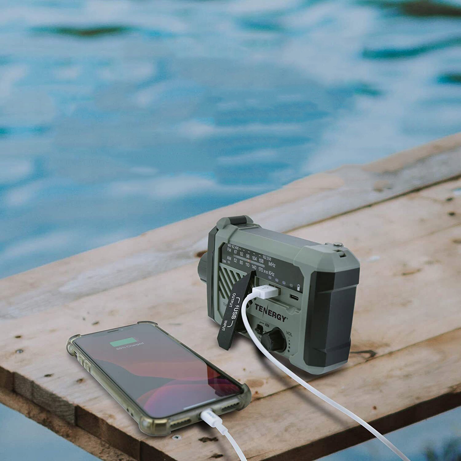 AWARYJNE RADIO SOLARNE PRZENOŚNE RADIO Z KORBĄ RADIO SOLARNE AM/FM 2000MAH Marka inna