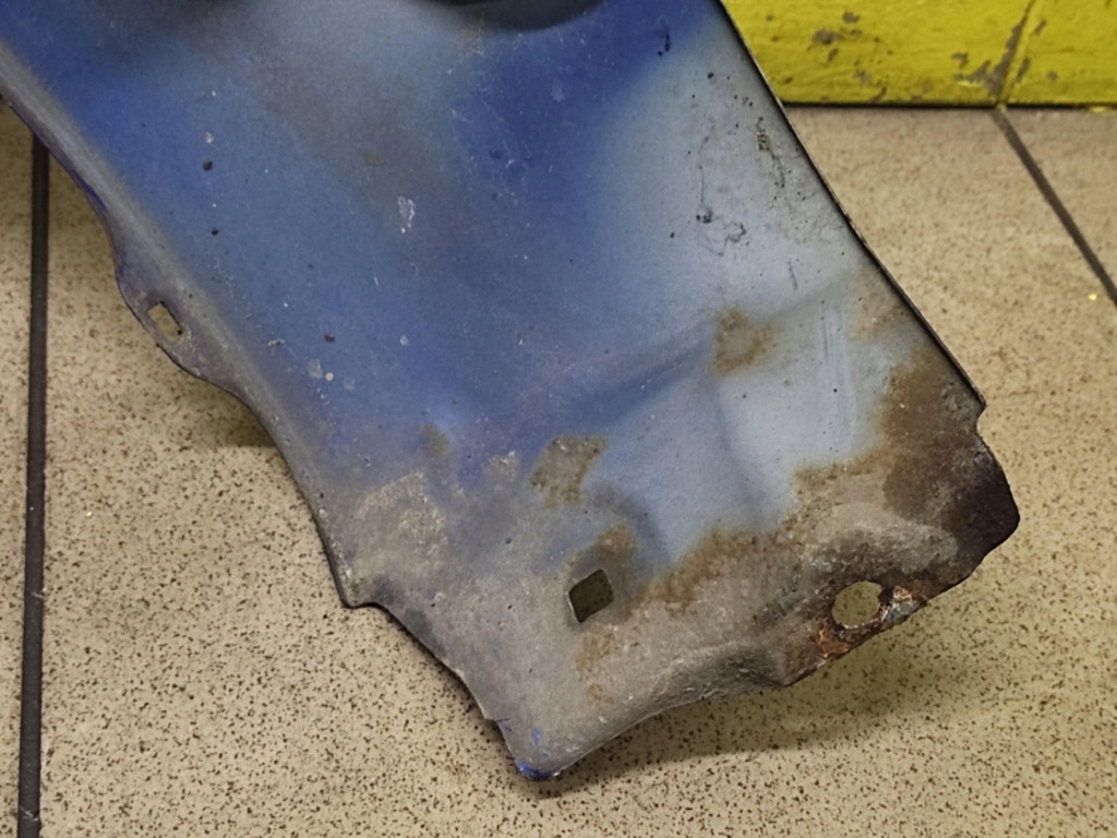 TOYOTA YARIS II fender right front