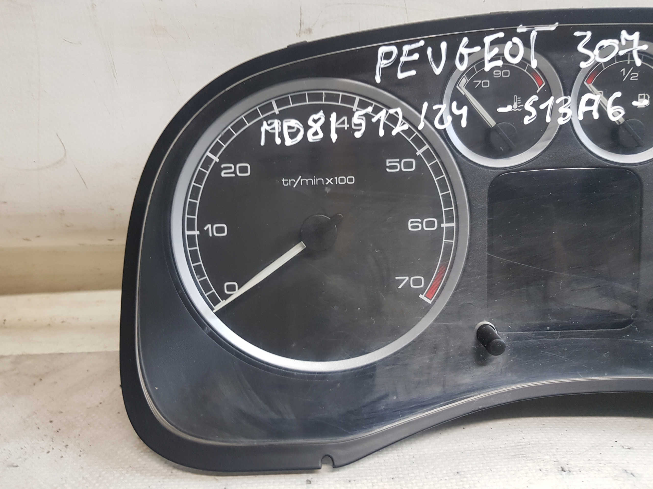 dials dials Peugeot 307 1.4B OE P9645768480E