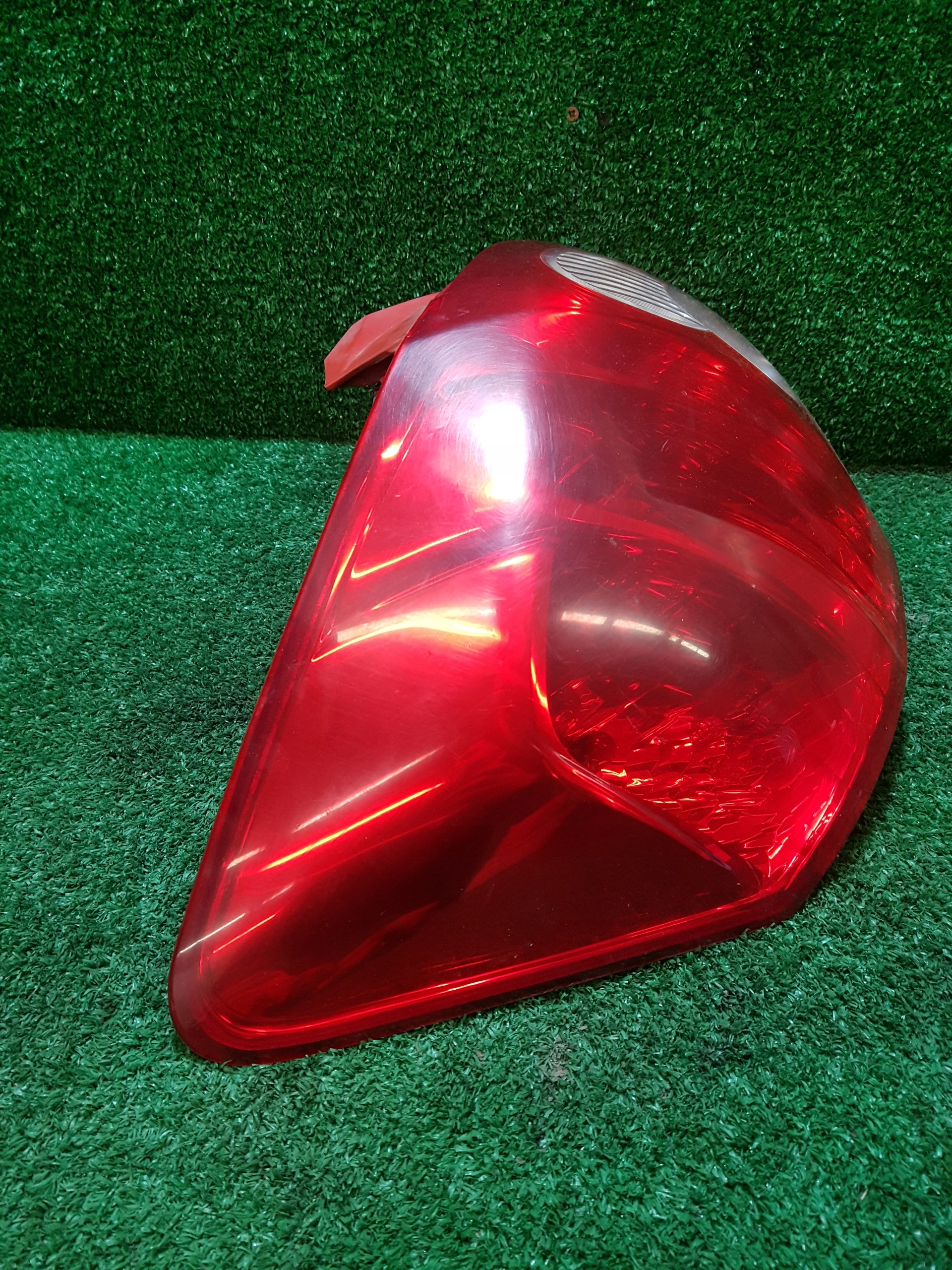 light left rear TOYOTA AURIS