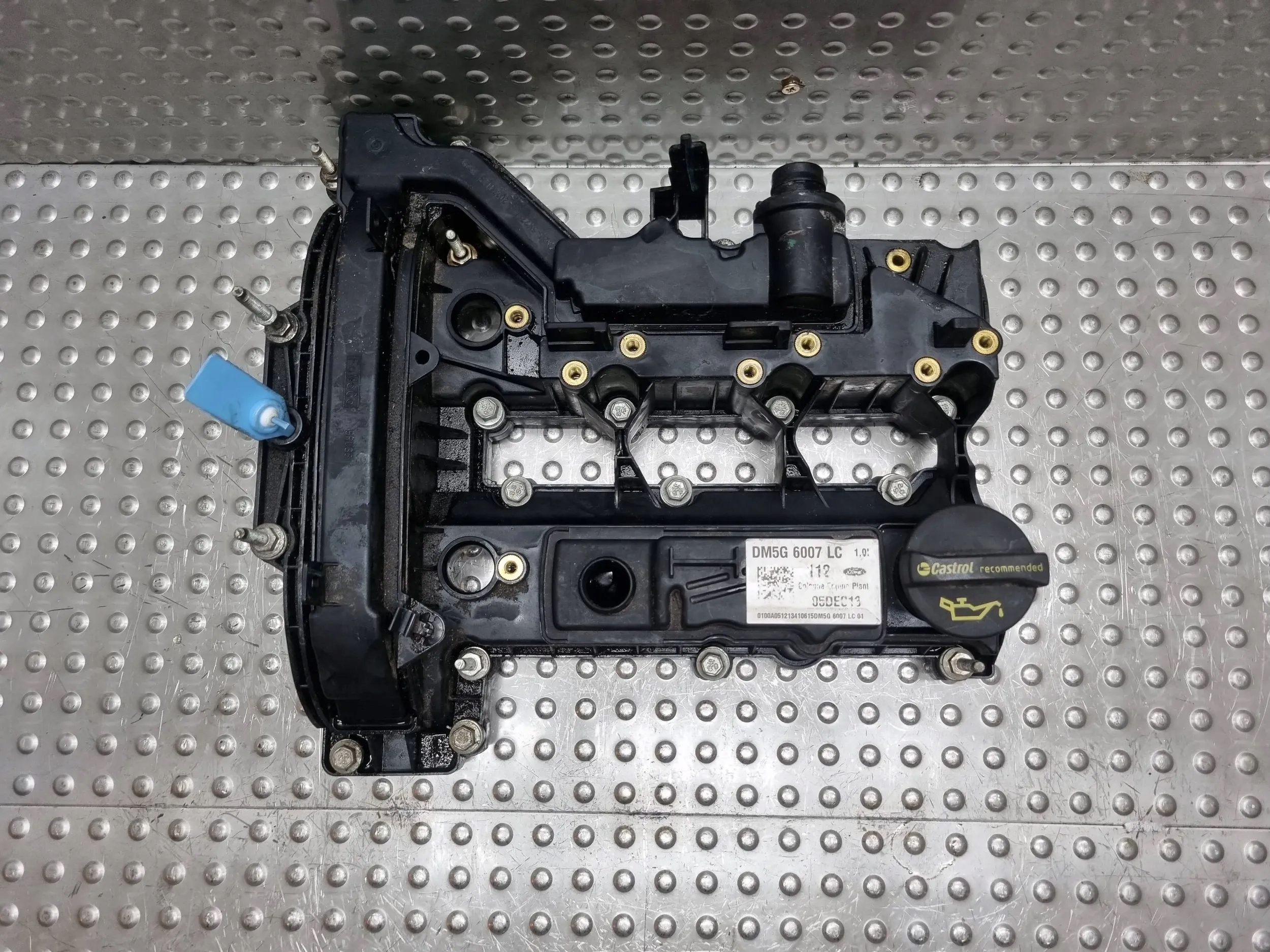 Abdeckung der Ventile CM5G-6K271-CK FORD FIESTA FOCUS MONDEO C-MAX B-MAX 1.0 EB