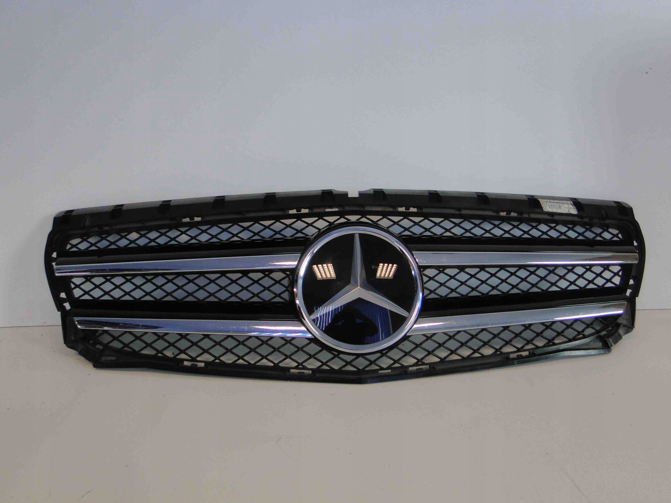 MERCEDES B KLASA W246 246 GRILL ATRAPA RADAR AMG Producent części Mercedes-Benz OE