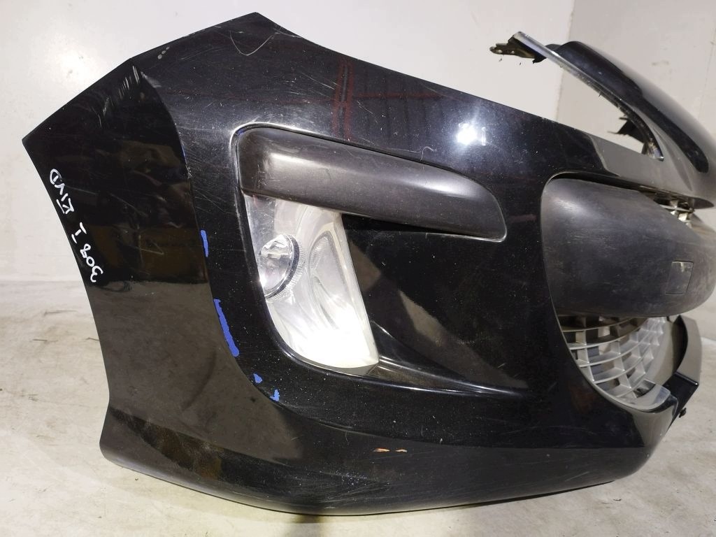 Peugeot 308 a T7 nárazník předek přední KTVD