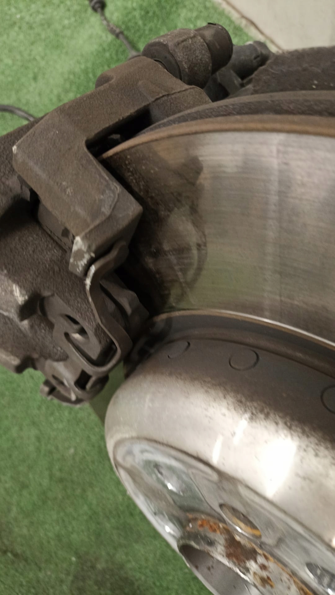 BMW G61 swing rear left right 8840673 8840674