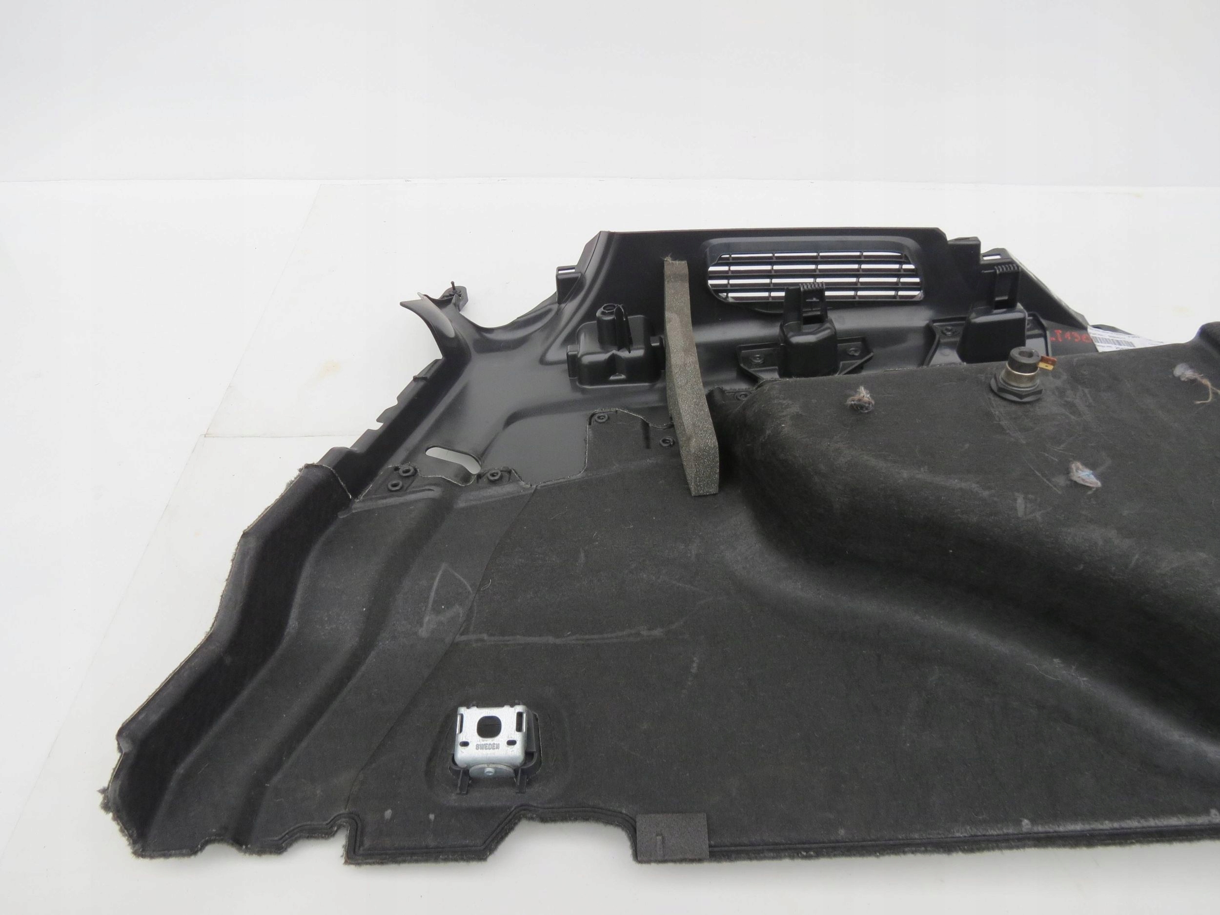 boot upholstery left rear part VOLVO V60 and S60 II 39804314 (2013-2018)R.