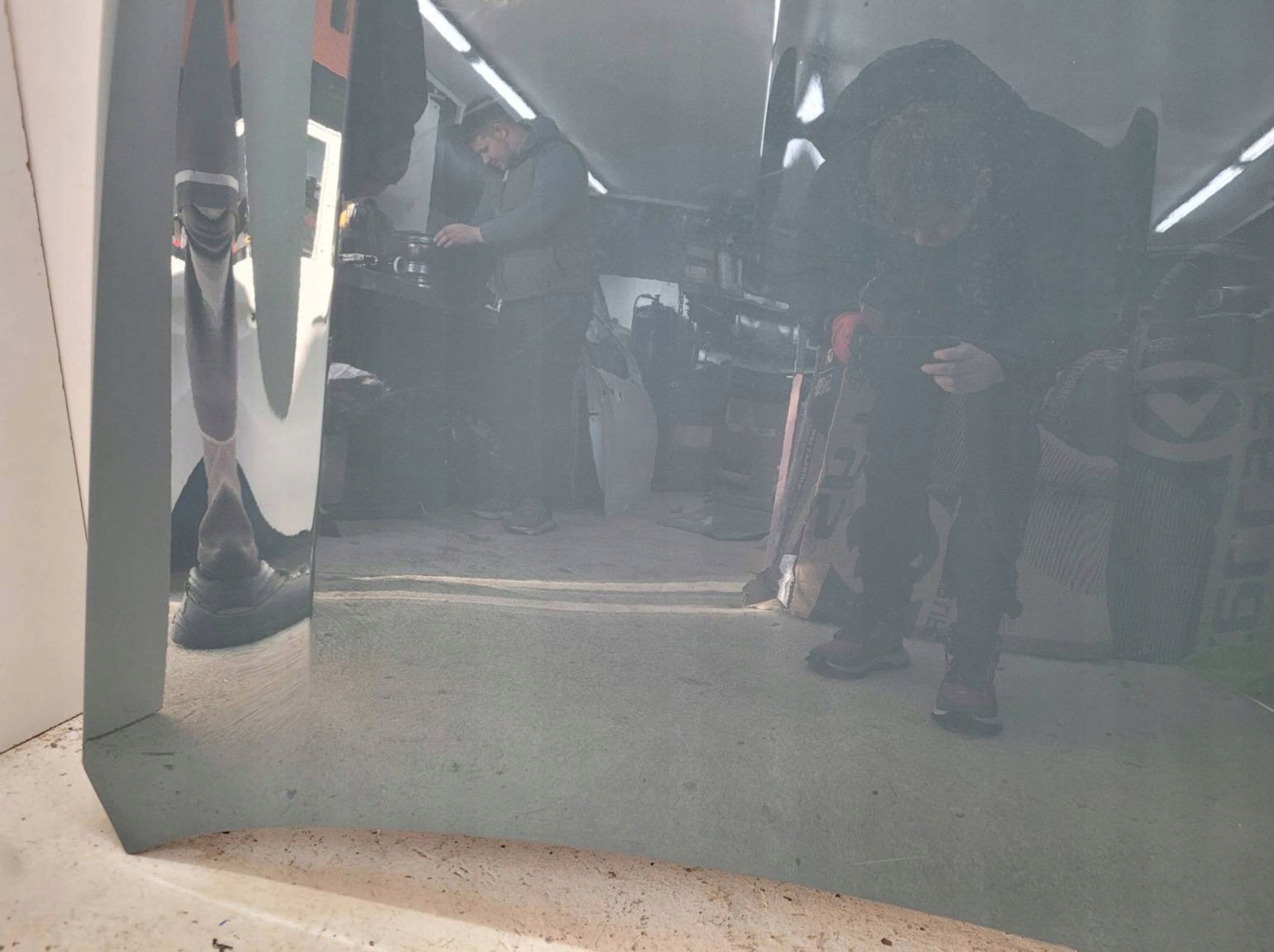 BMW 5 G60 23+ MASKA POKRYWA SILNIKA PRZÓD PRZEDNIA FV Producent części BMW OE