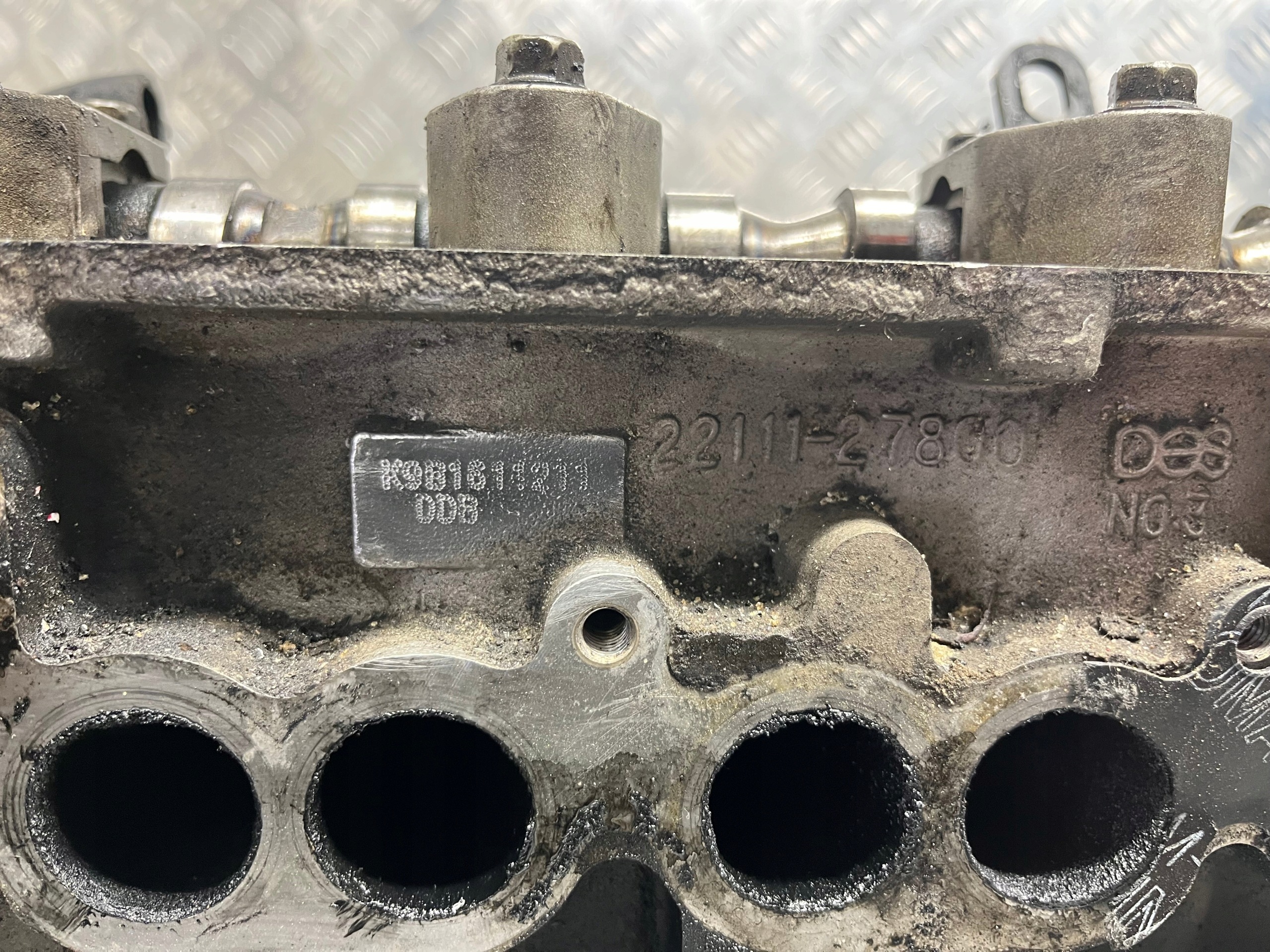 testata KIA MAGNETIS II 22111-27800
