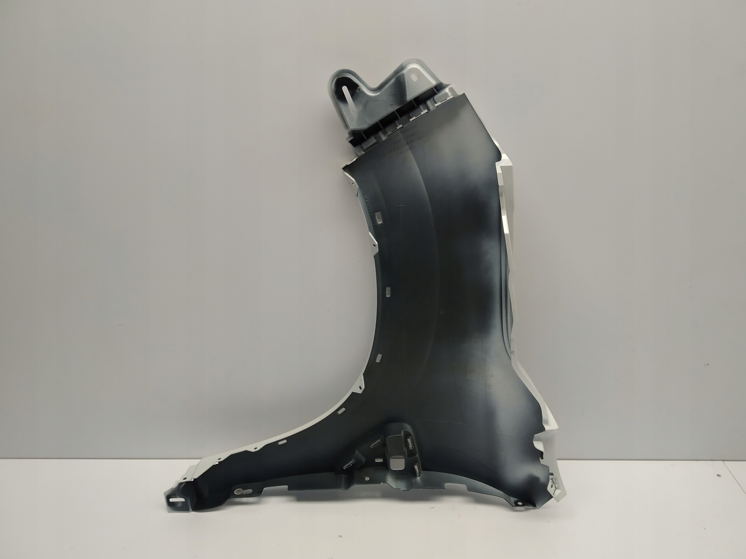 2019r- Mitsubishi ASX lift fender left right bialy original