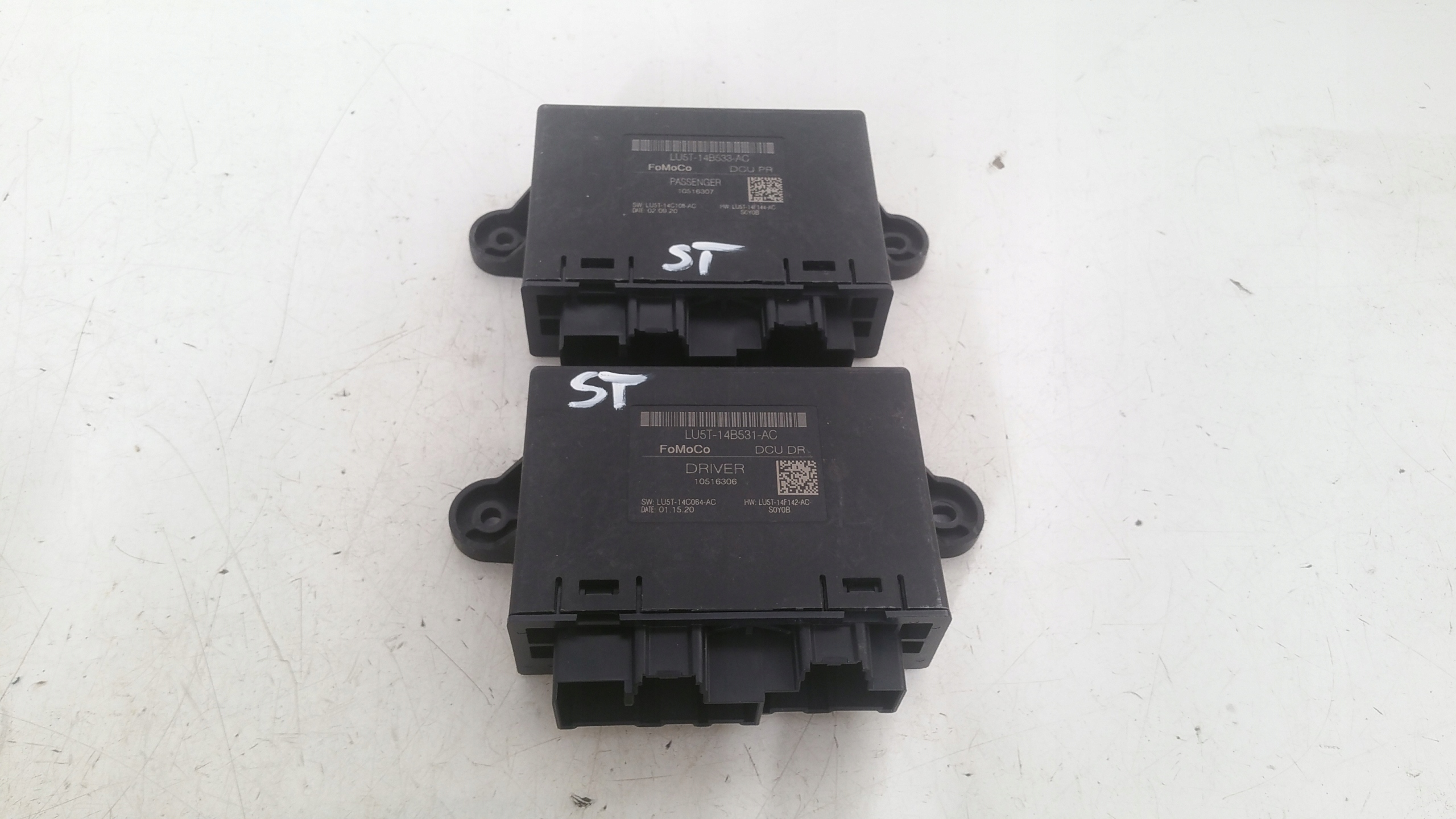 module door LU5T14B531AC Ford Fiesta MK8 ST