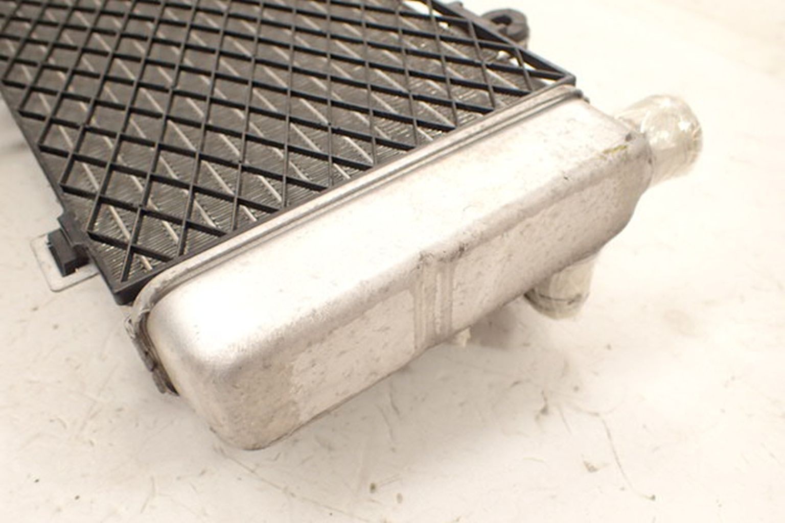 Honda VFR 800 98-01 Chłodnica Dopasowanie do pojazdu produkt dedykowany