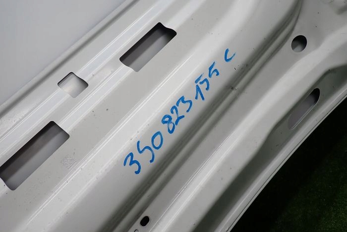 VW PASSAT B8 cofano