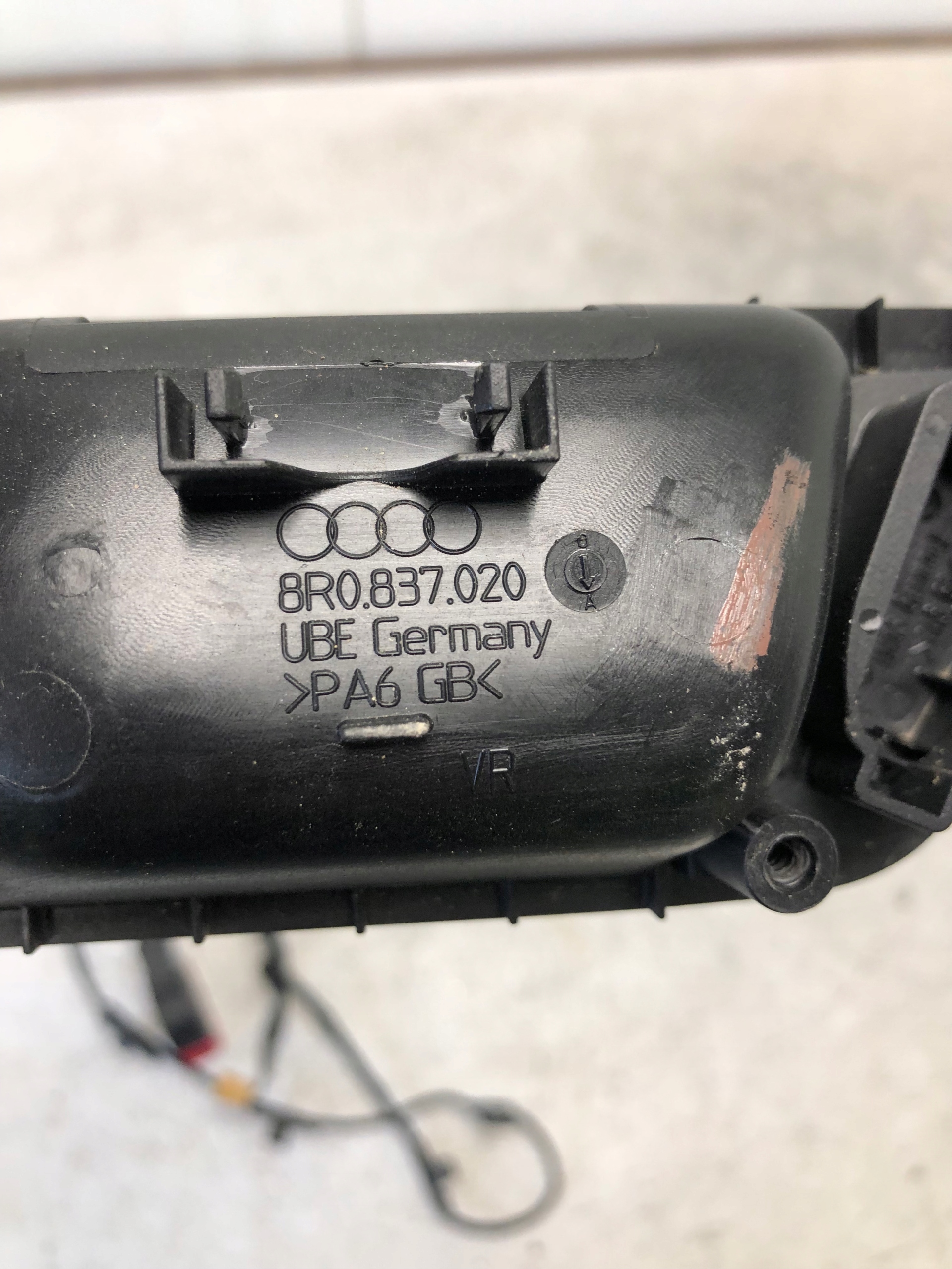 handle inner PODSWIETLENIE right front Q5