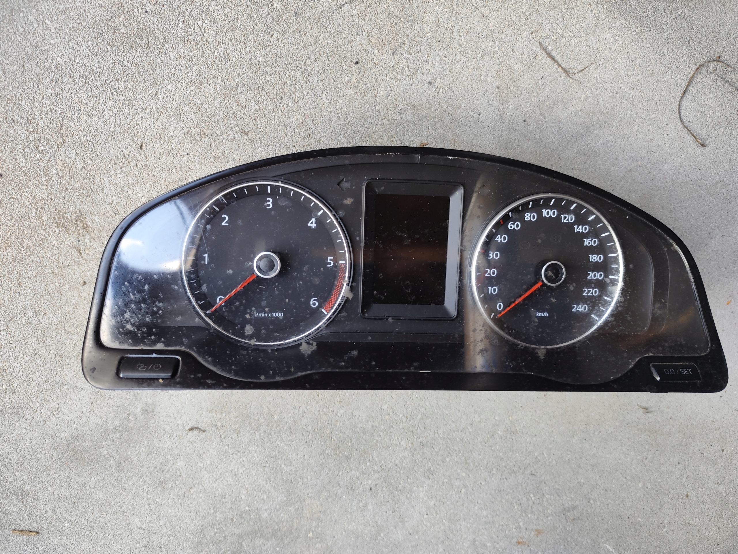 dials dials predkosciomierz VW T5 LIFT 2.0 TDI 7E0920860J