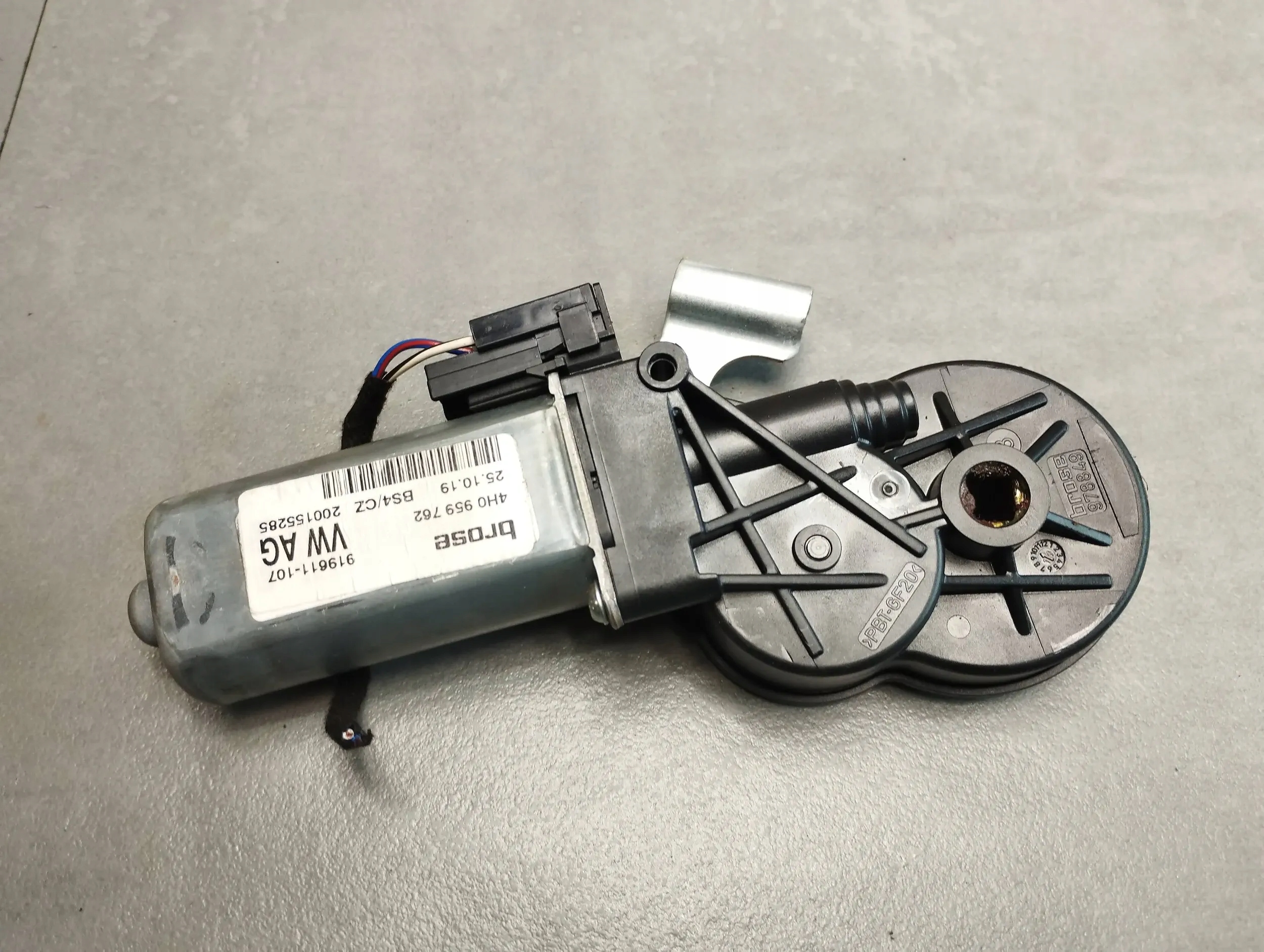 Skoda Superb 3V mini motor control OPARCIA 4H0959762