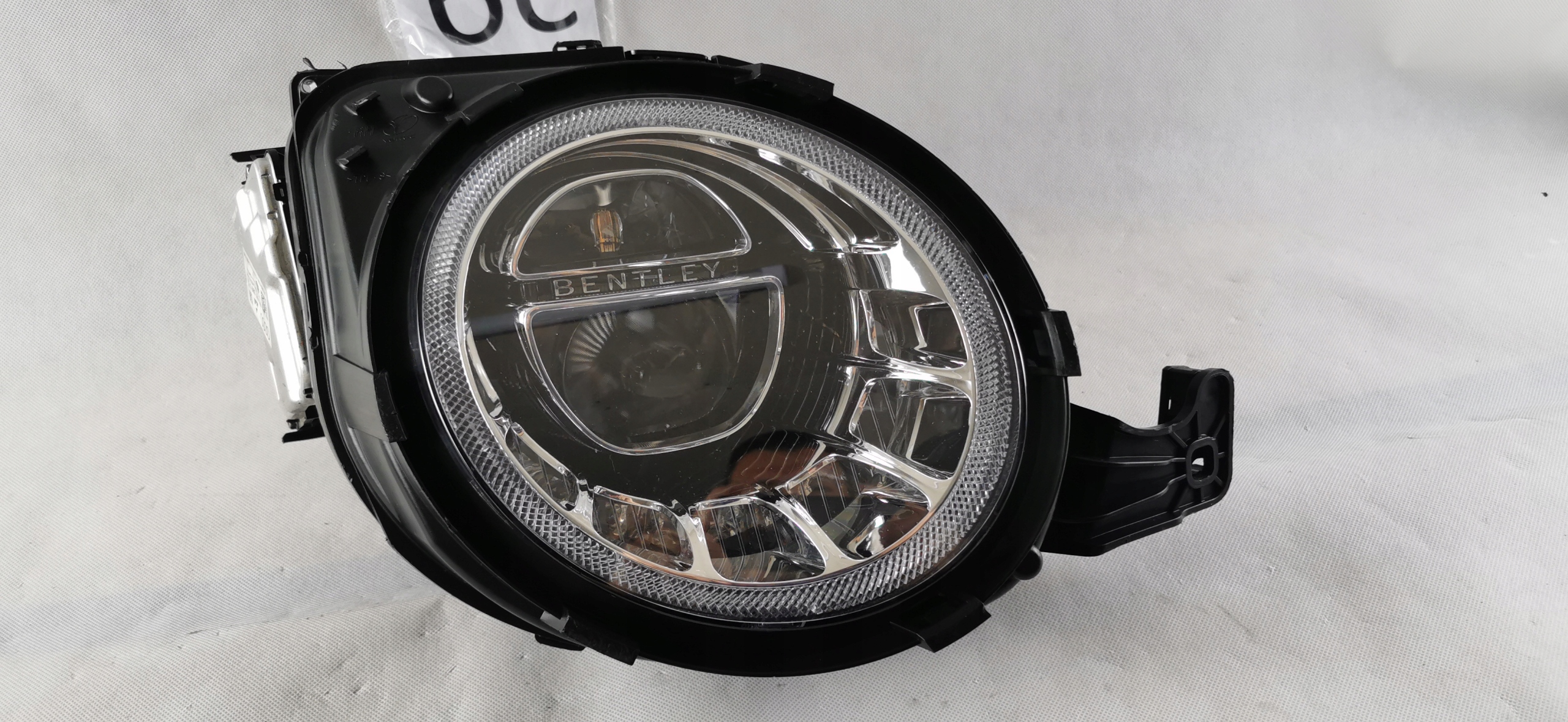 БЕНТЛІ БЕНТАЙГА ПОВНИЙ КОМПЛЕКТ LED PRAWY6a941006f