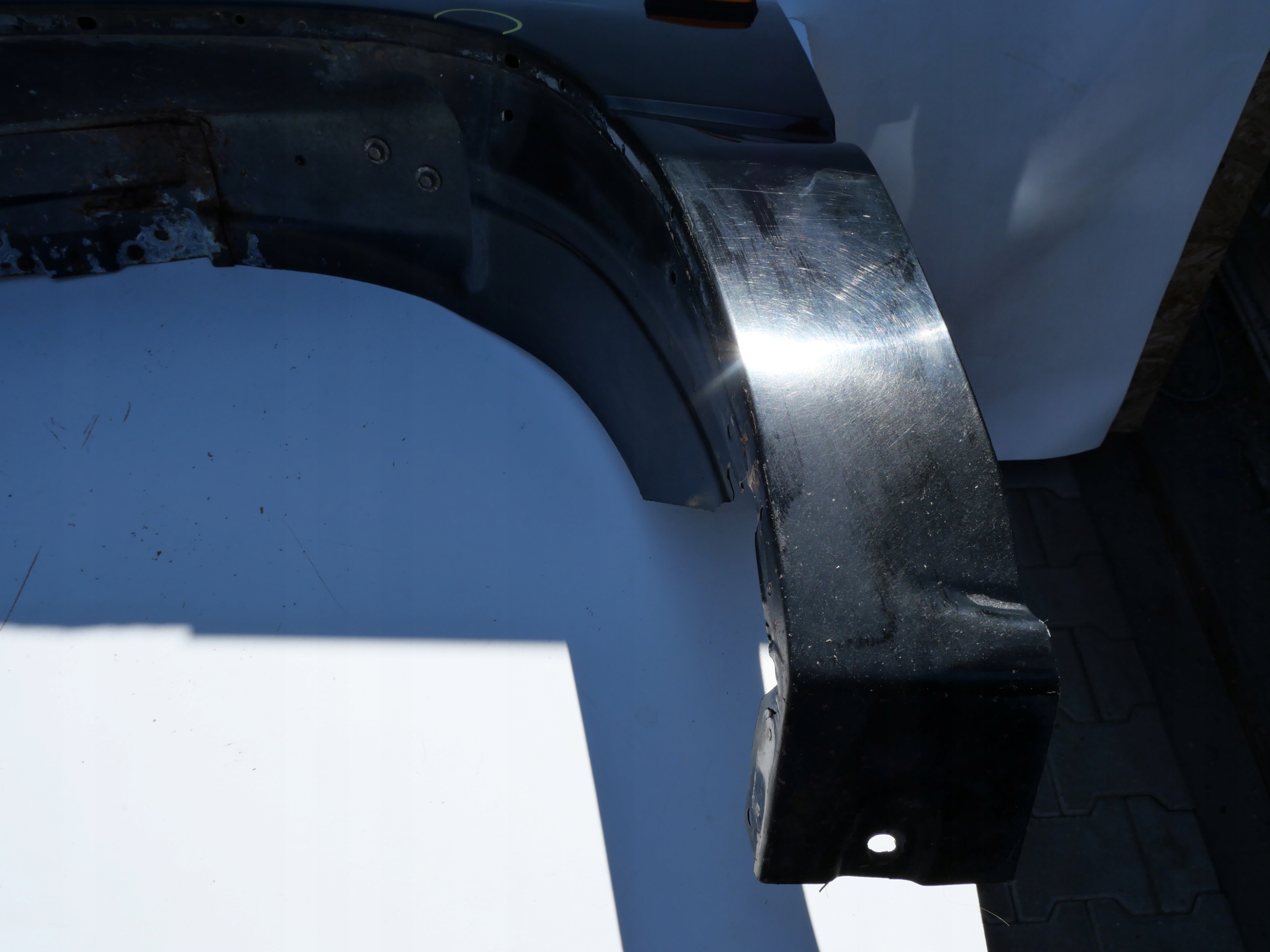 CHEVROLET TAHOE fender left front front