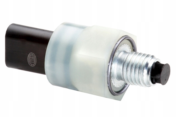 CZUJNIK TEMPERATURY OLEJU VOLVO S60 II S80 II S90 II V40 V60 I V70 Producent części Hella