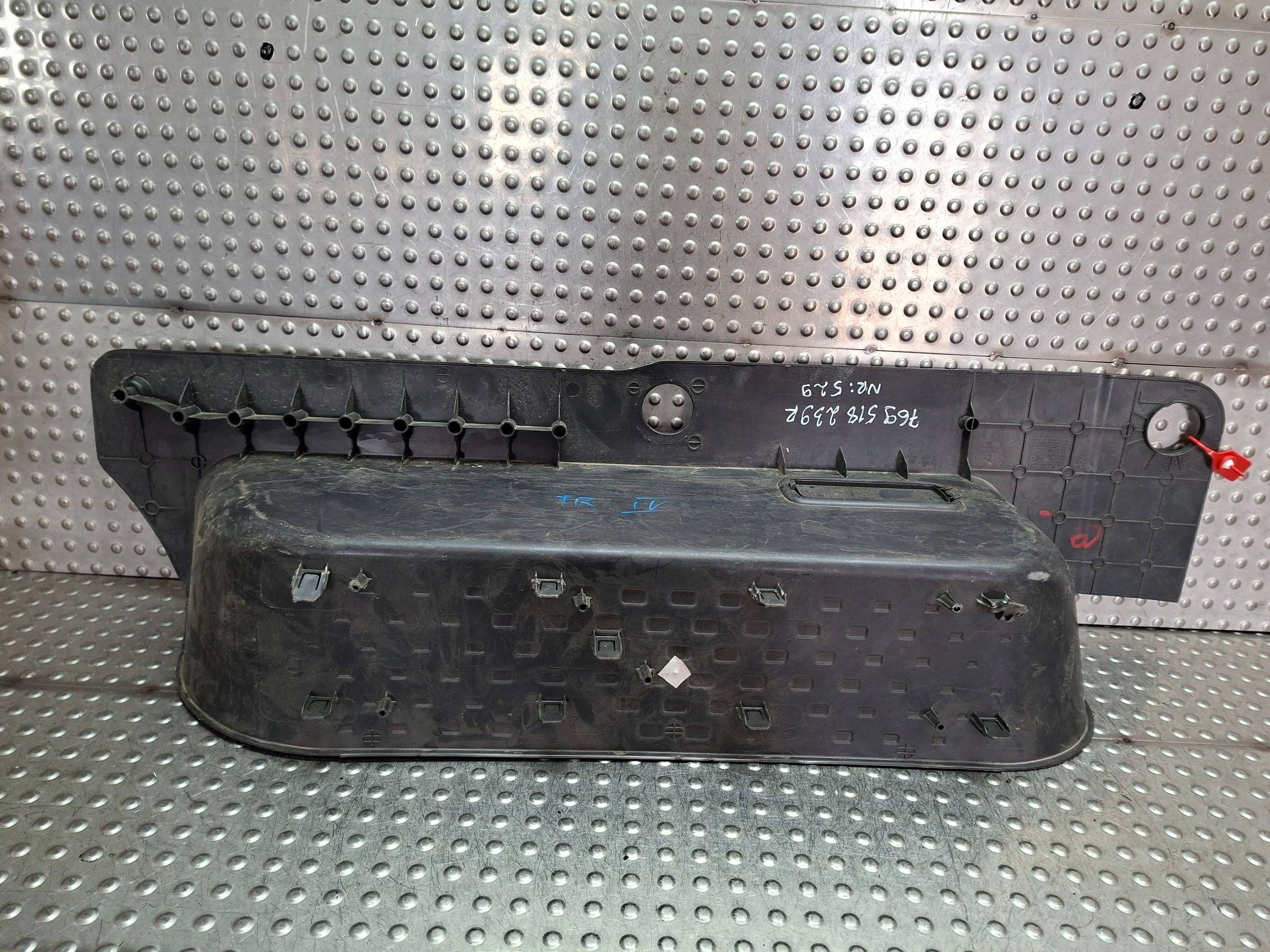 STOPIEN right front 769518239R RENAULT TRAFIC III VIVARO B 2014