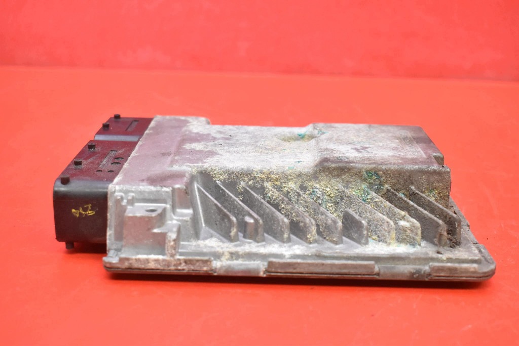 control unit of the engine 03G906018CD 5WP45600AA VW PASSAT B6 2.0 TDI 140 KM 05-10