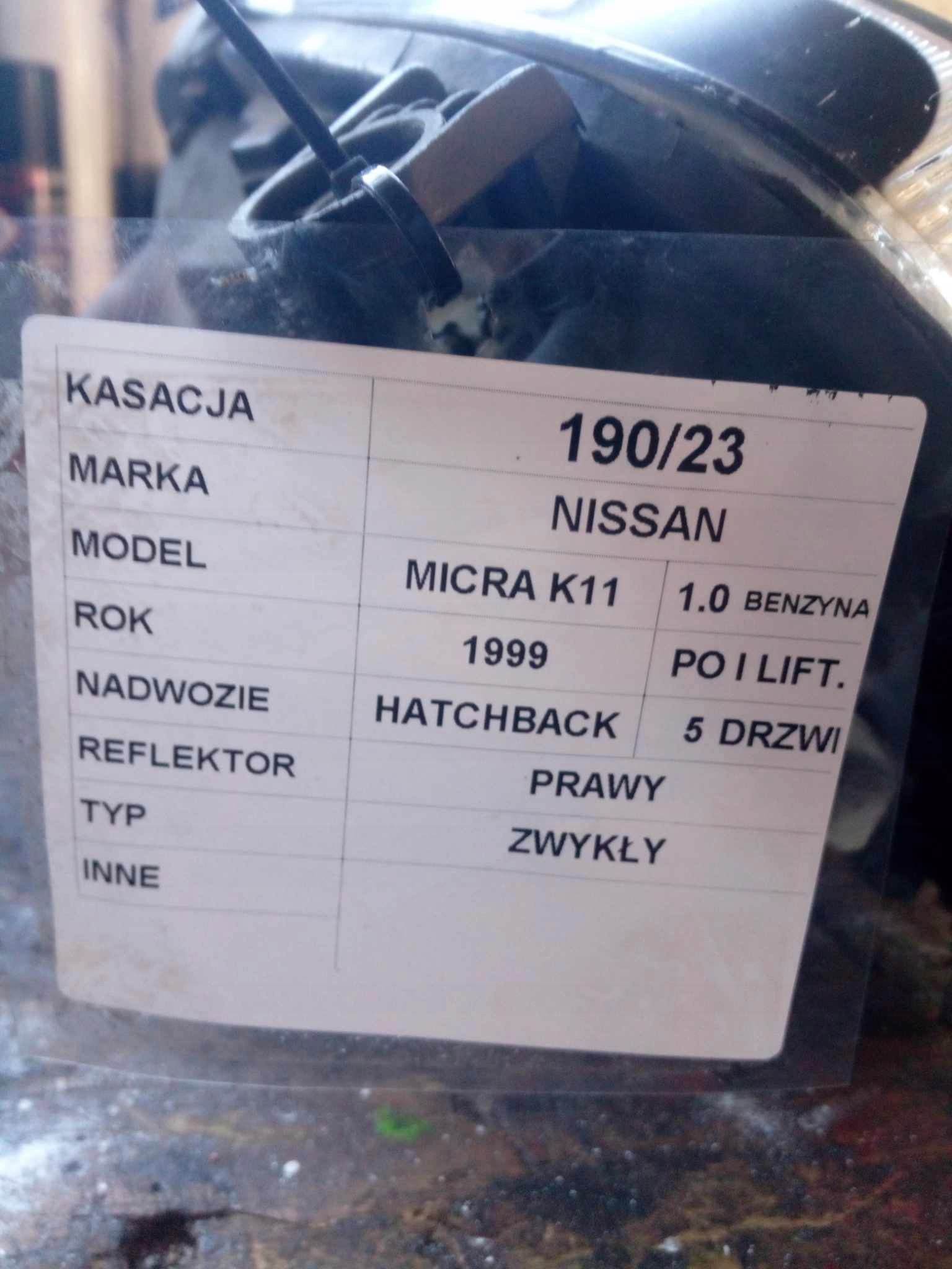 Nissan Micra K11 lift light front right