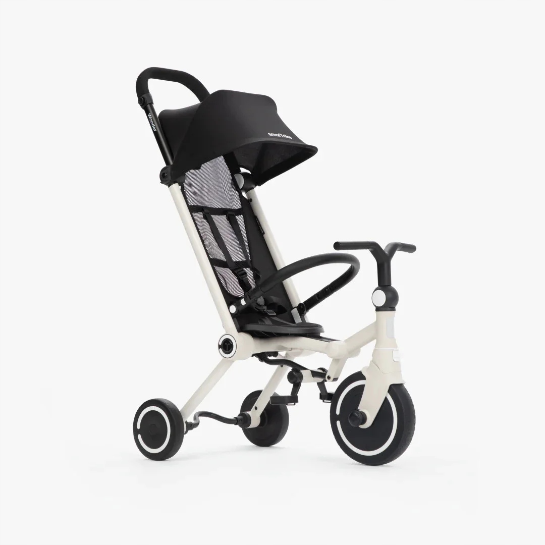Smartrike Wonder Czarno-biały Rowerek Trójkołowy z Funkcją Wózka Dziecięcy