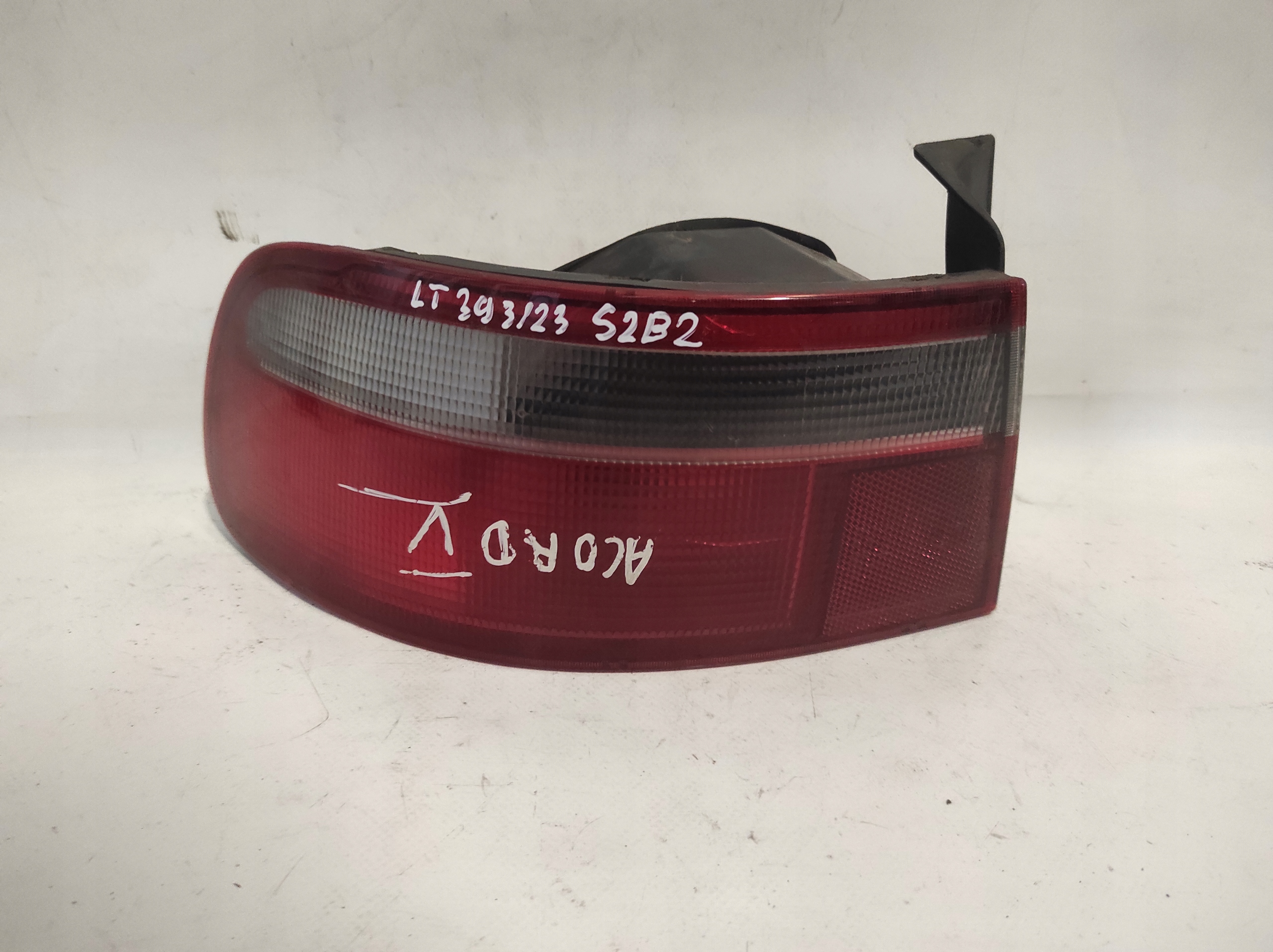Honda Accord v 5 sedan light rear rear part left