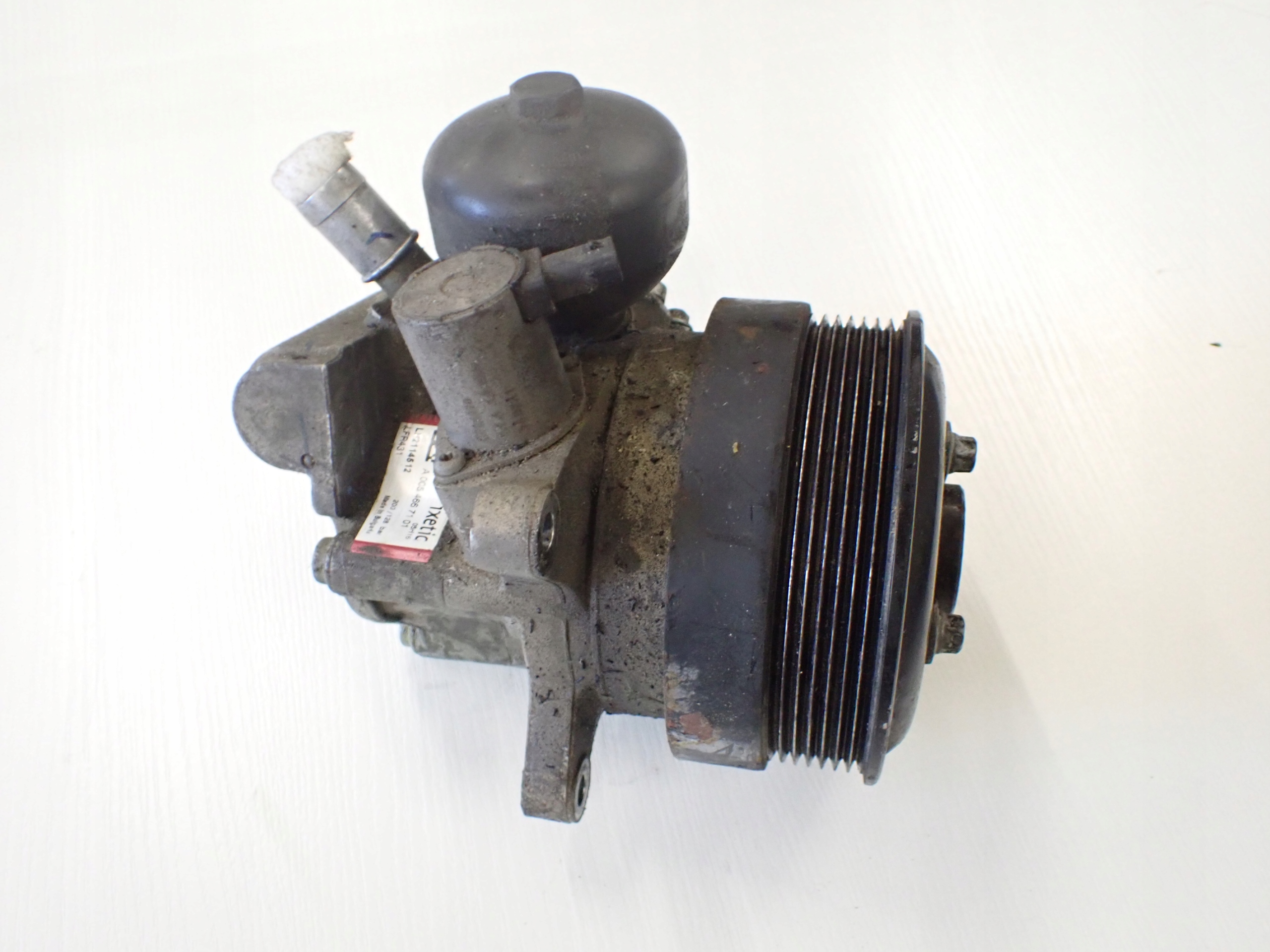 A0054667101 - Насос підвісу АВС Мерседес з В221 С600 КЛ В216