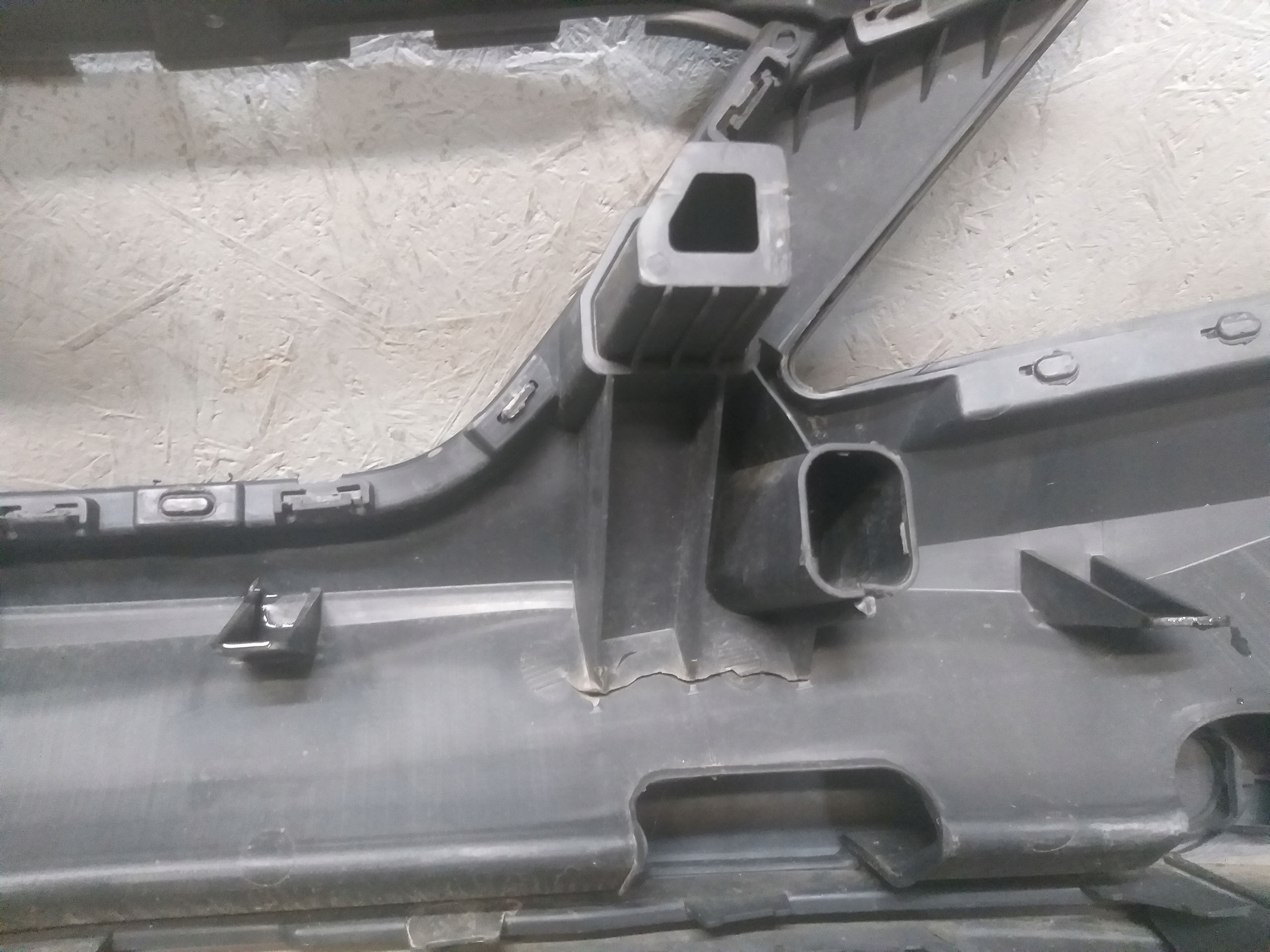 bumper front SEAT IBIZA LIFT 12- 6J