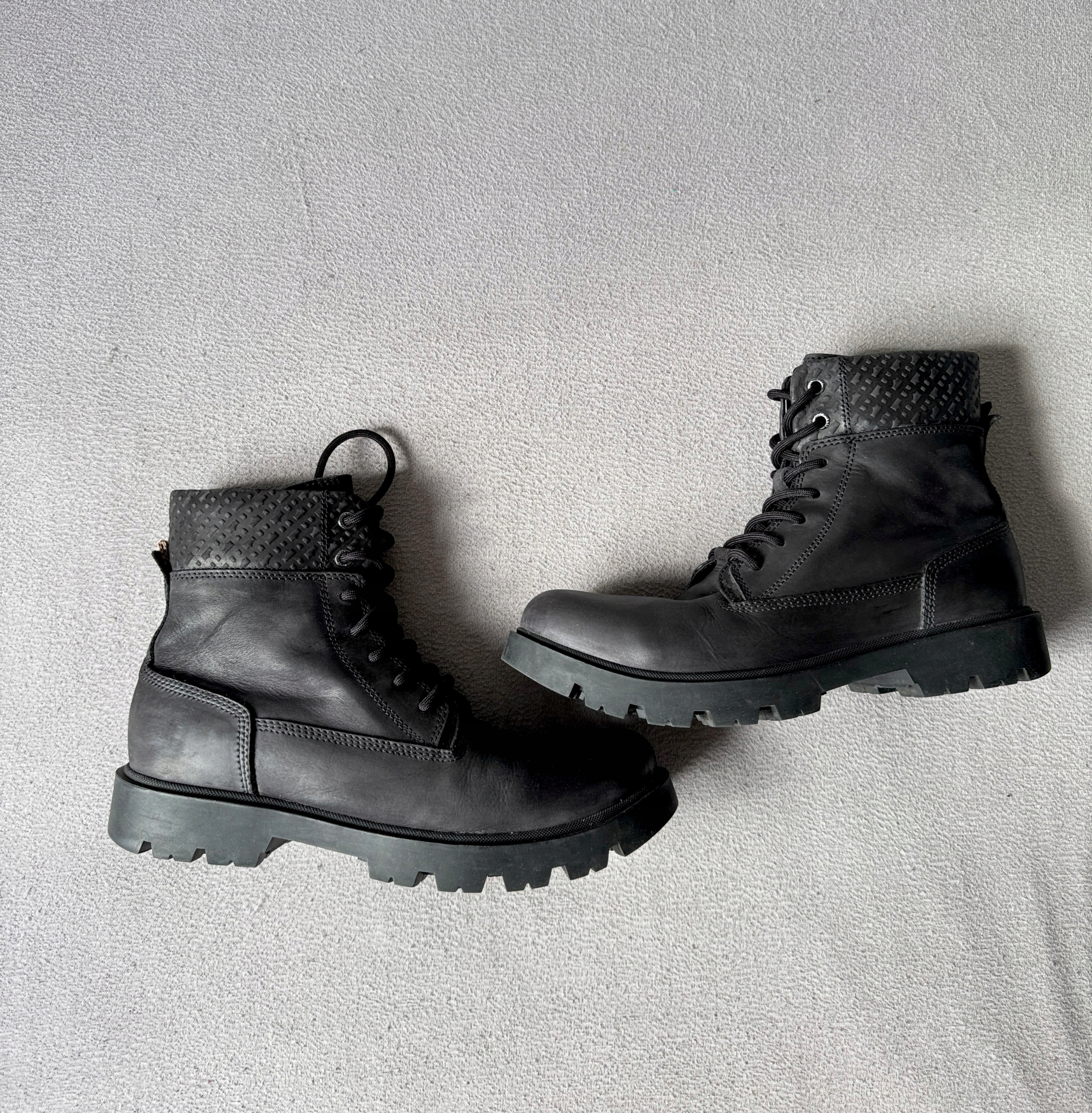 Boss Adley Halb Botki sznurowane r.44 Oryginalne opakowanie producenta pudełko