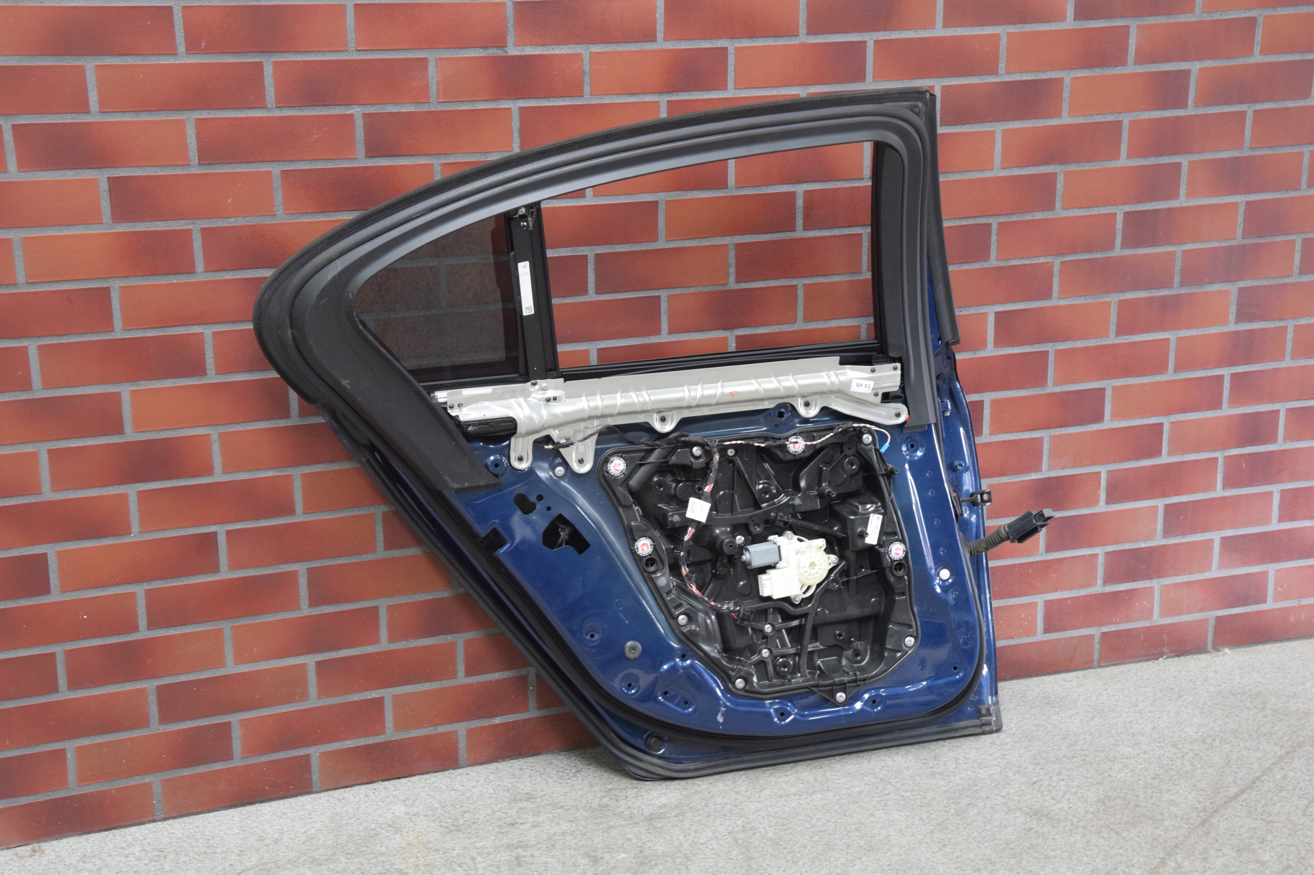 Tür links heck hinten BMW 7 G11 Farbe C1M