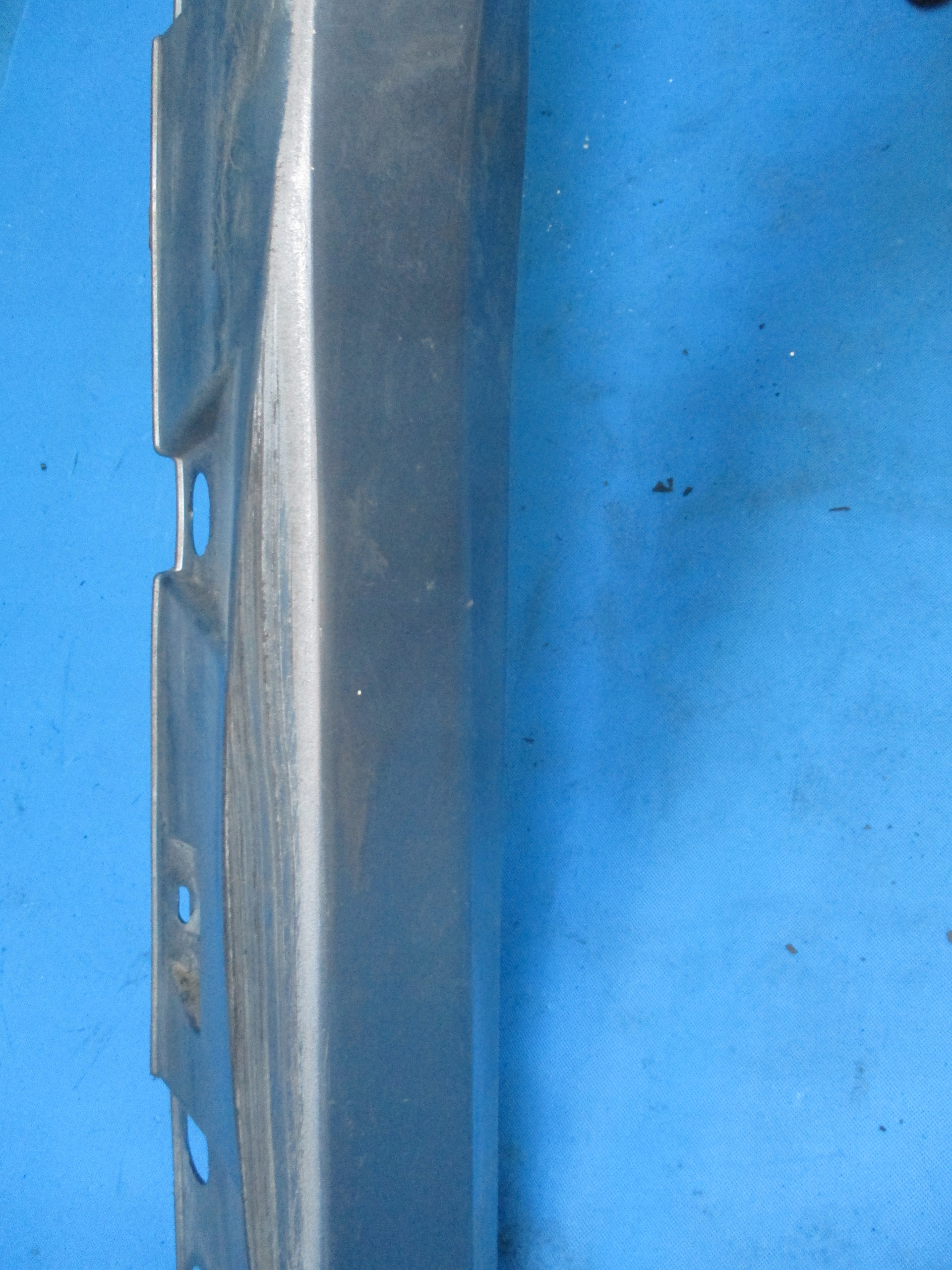 LISTWA NAKŁADKA PROGU PRAWA DAIHATSU MATERIA Typ samochodu Samochody osobowe