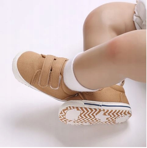 Buciki niemowlęce niechodki od 12-18 mscy TRAMPKI rozm 20 Płeć dziewczynki