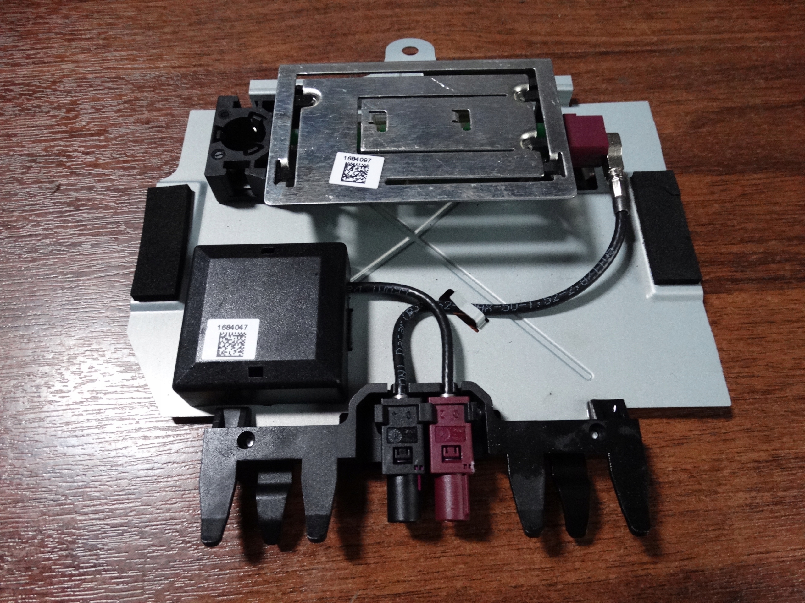 IDEALNY module ANTENY MERCEDES W217 1