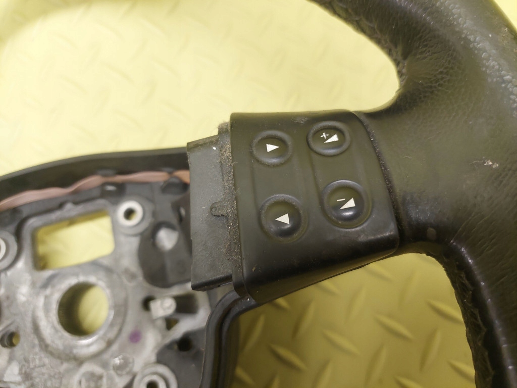 SEAT ALTEA lenkrad MULTIFUNKCJA 5P0959537