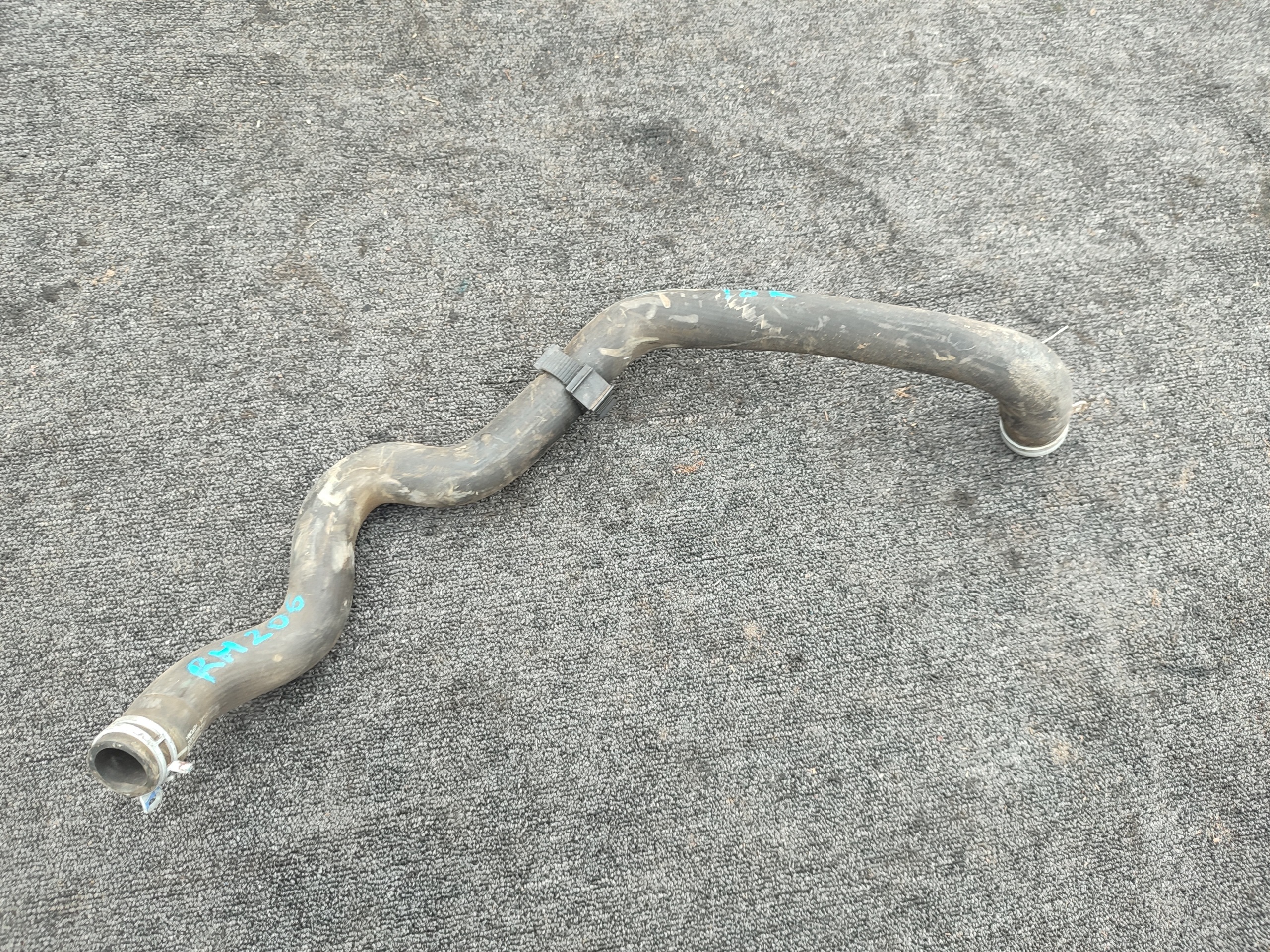 crijevo cijev prijenos vode FORD FIESTA MK8 1.0 benzin