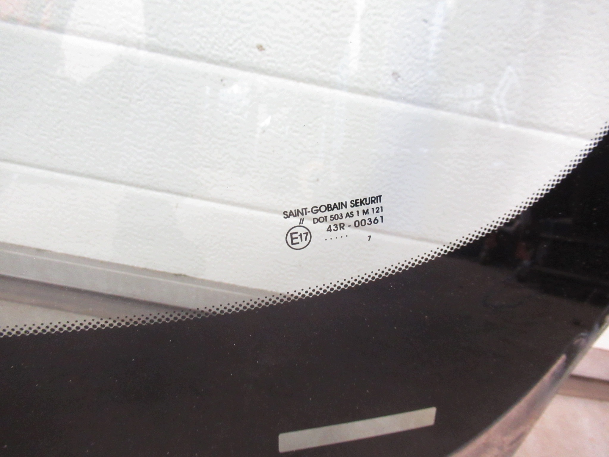 windscreen front iron BMW 3 F30 F31 F80