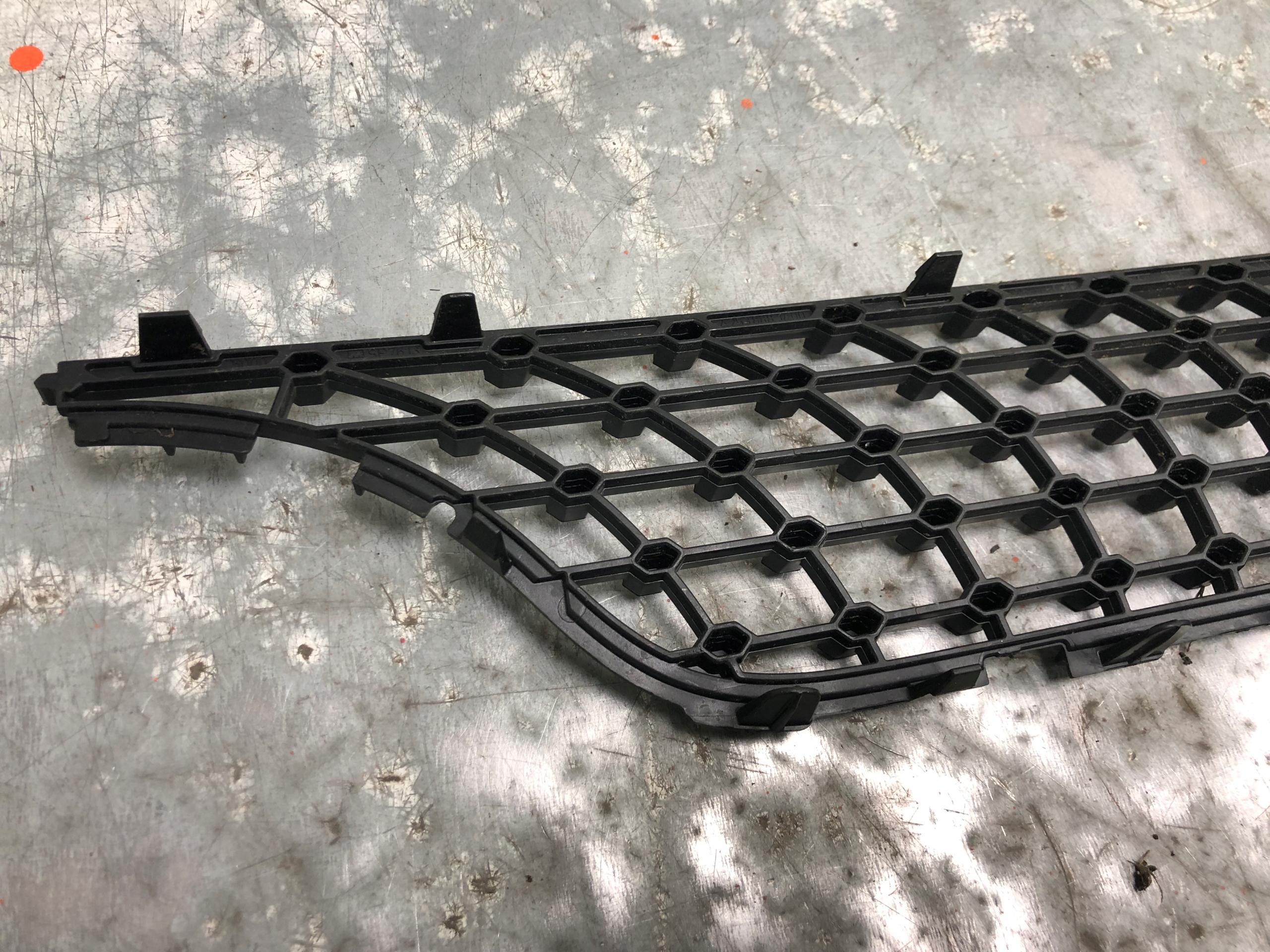 grid GRILLA right MERCEDES W253 X253 A2538881400