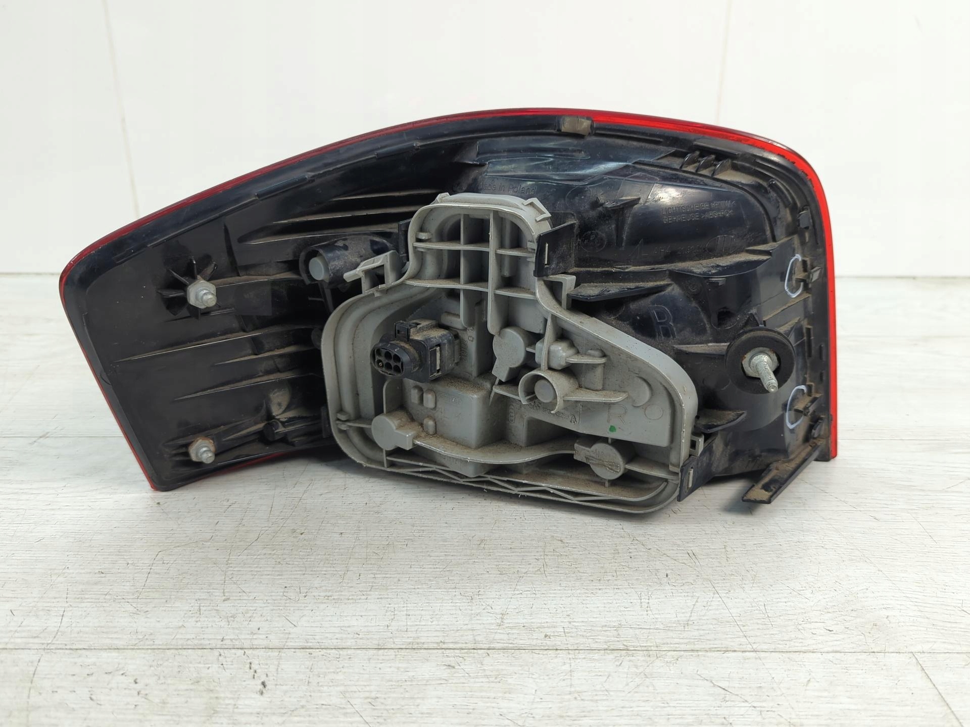 фонарь правый задний led Audi A3 8P3945096C