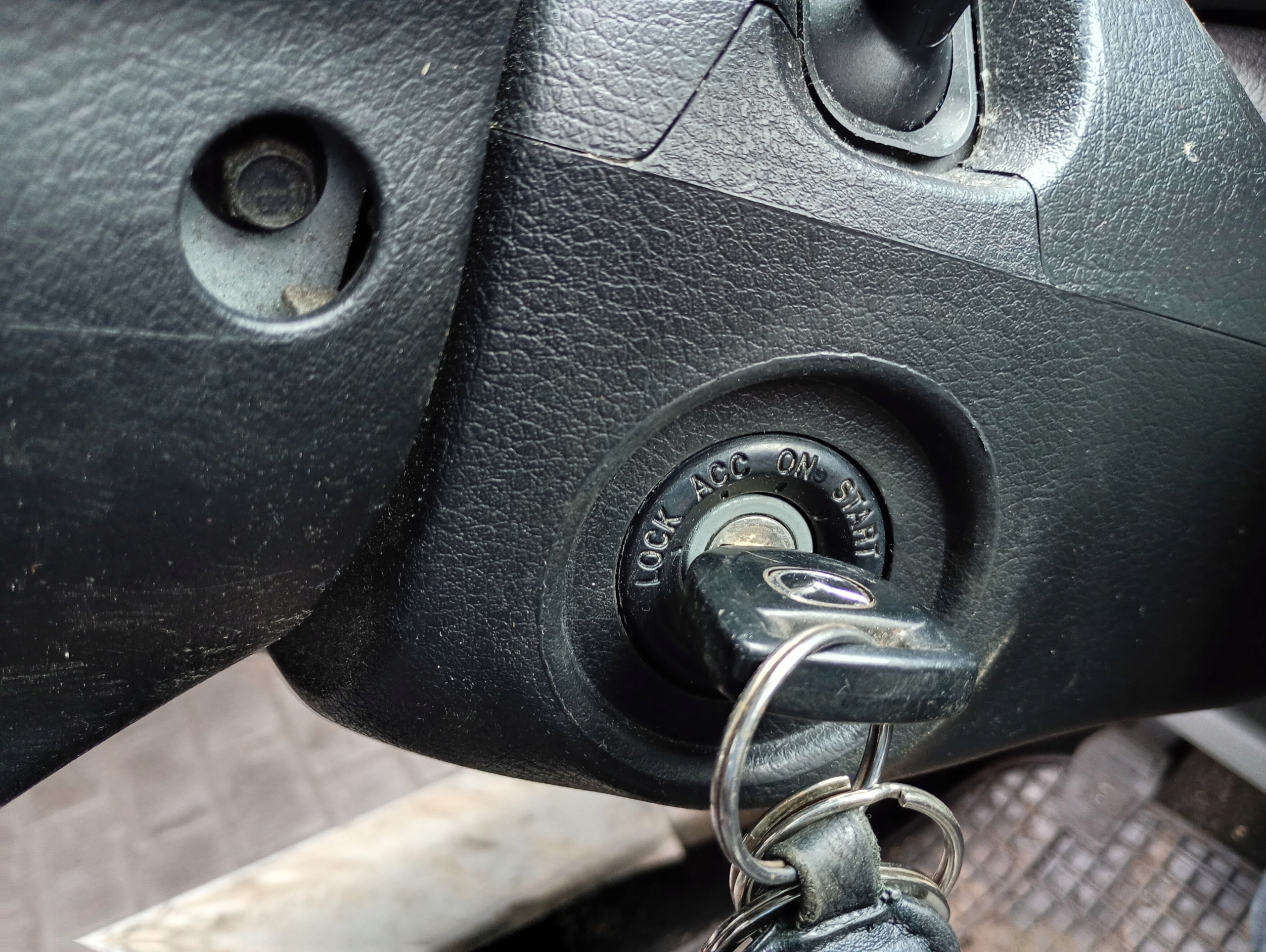 Mazda 2 II 03-07 ignition Z KLUCZYKIEM 1.3