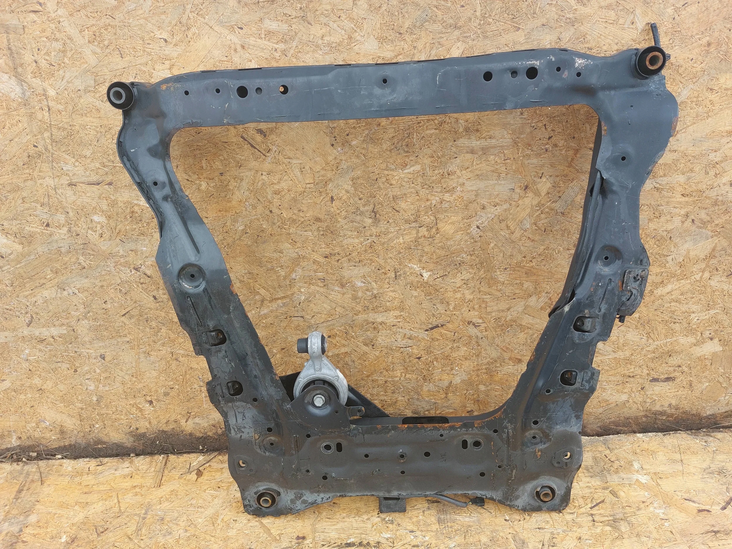 axle beam axle beam subframe Nissan X-Trail T31 2.0 DCi